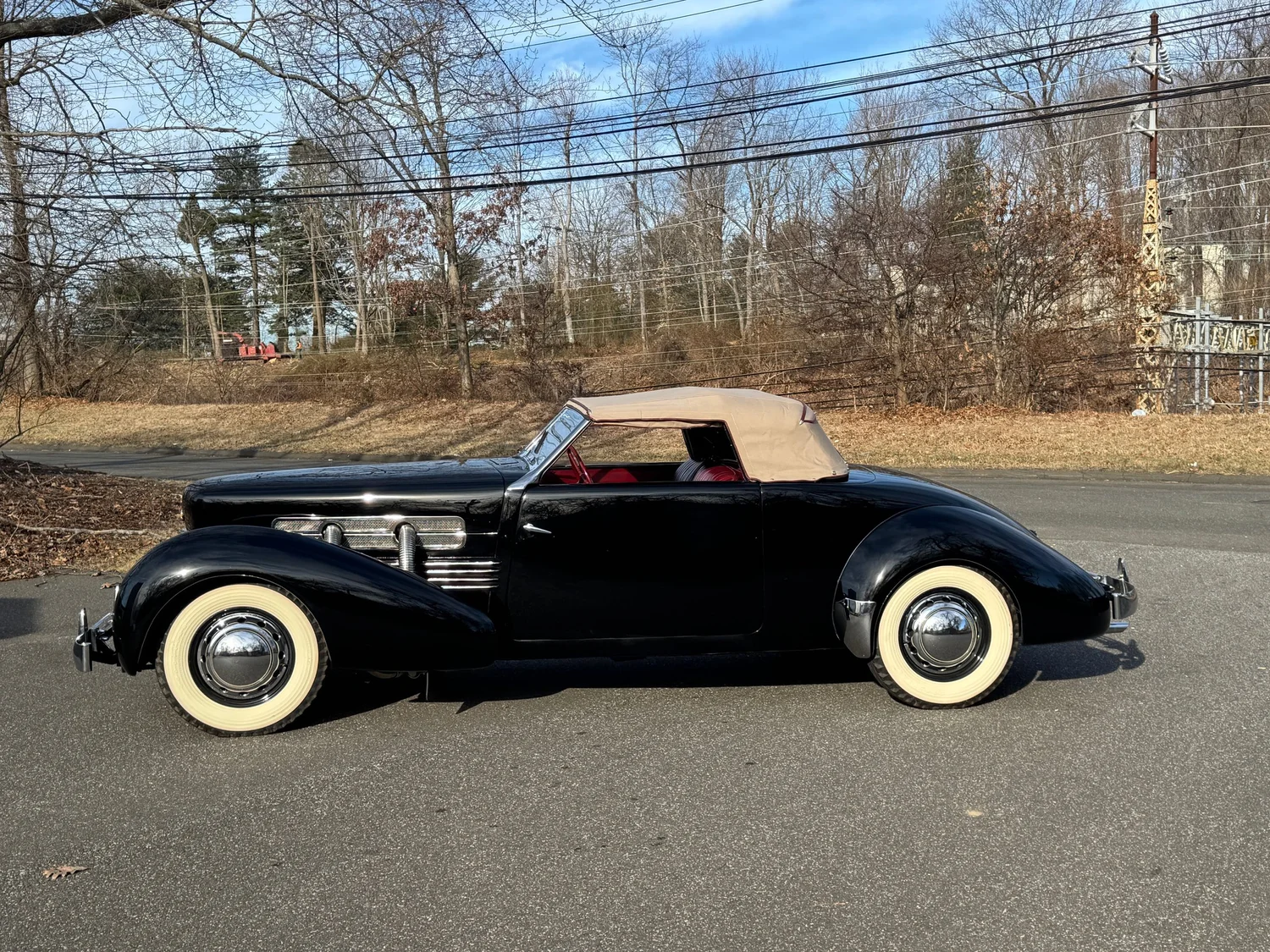 1937 Cord 812 SC Sportsman — Dragone Classic Motorcars