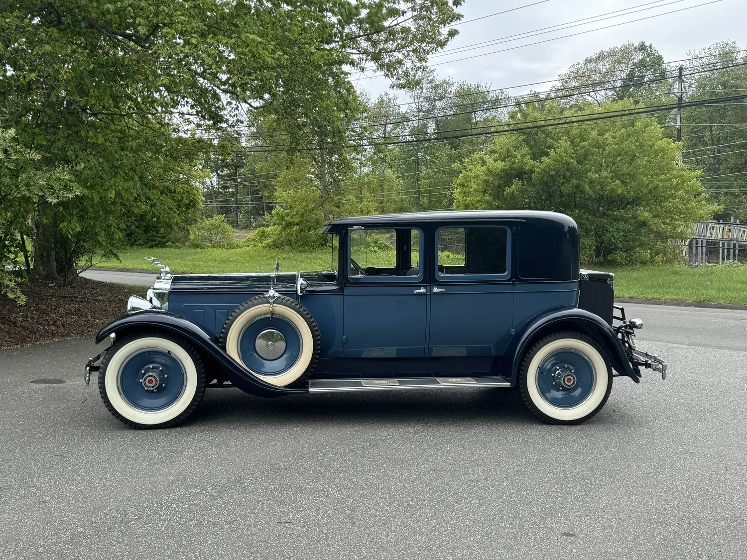 1929 Packard 640 Deluxe Eight Club Sedan — Dragone Classic Motorcars