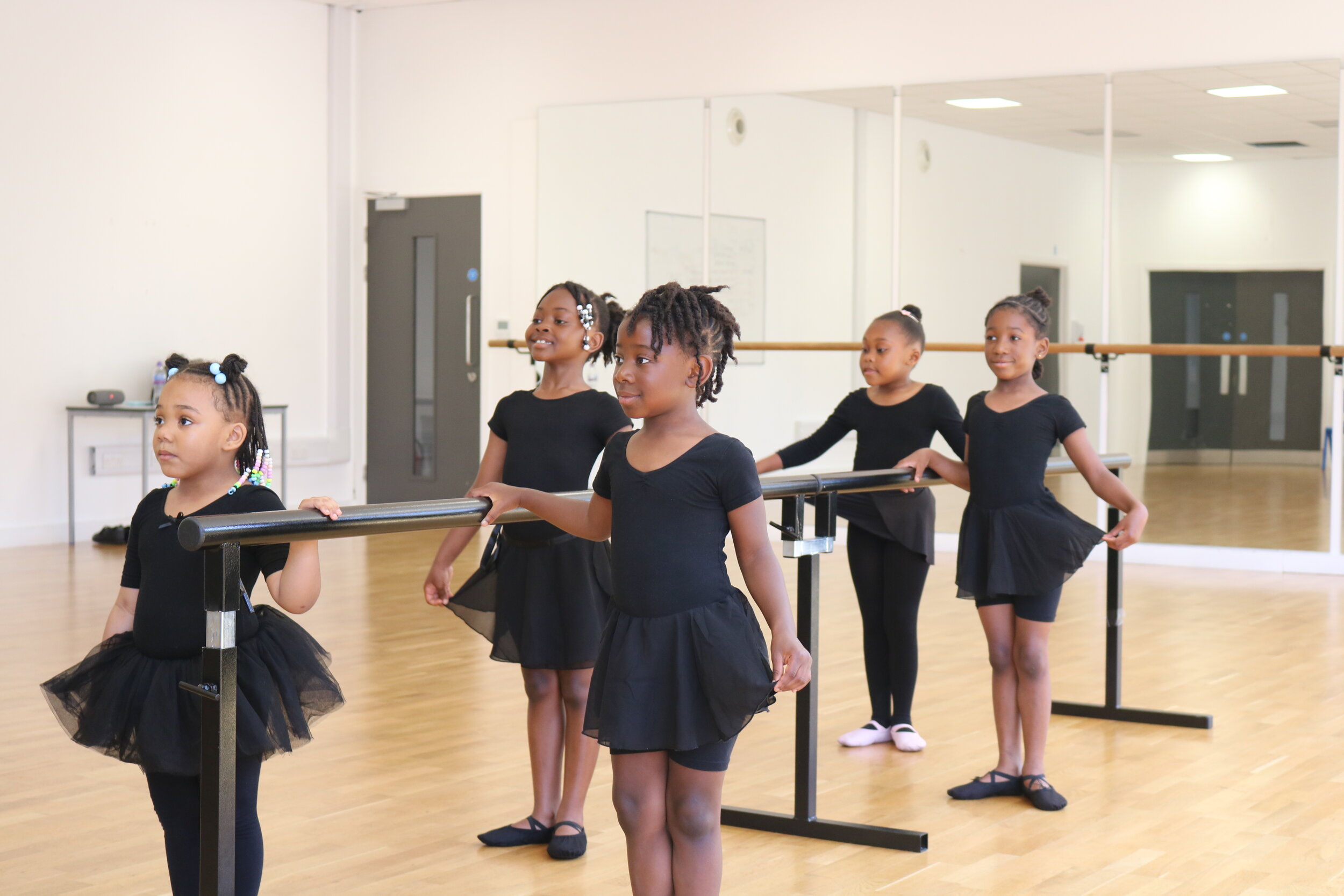 J Troupe Barre 1.JPG