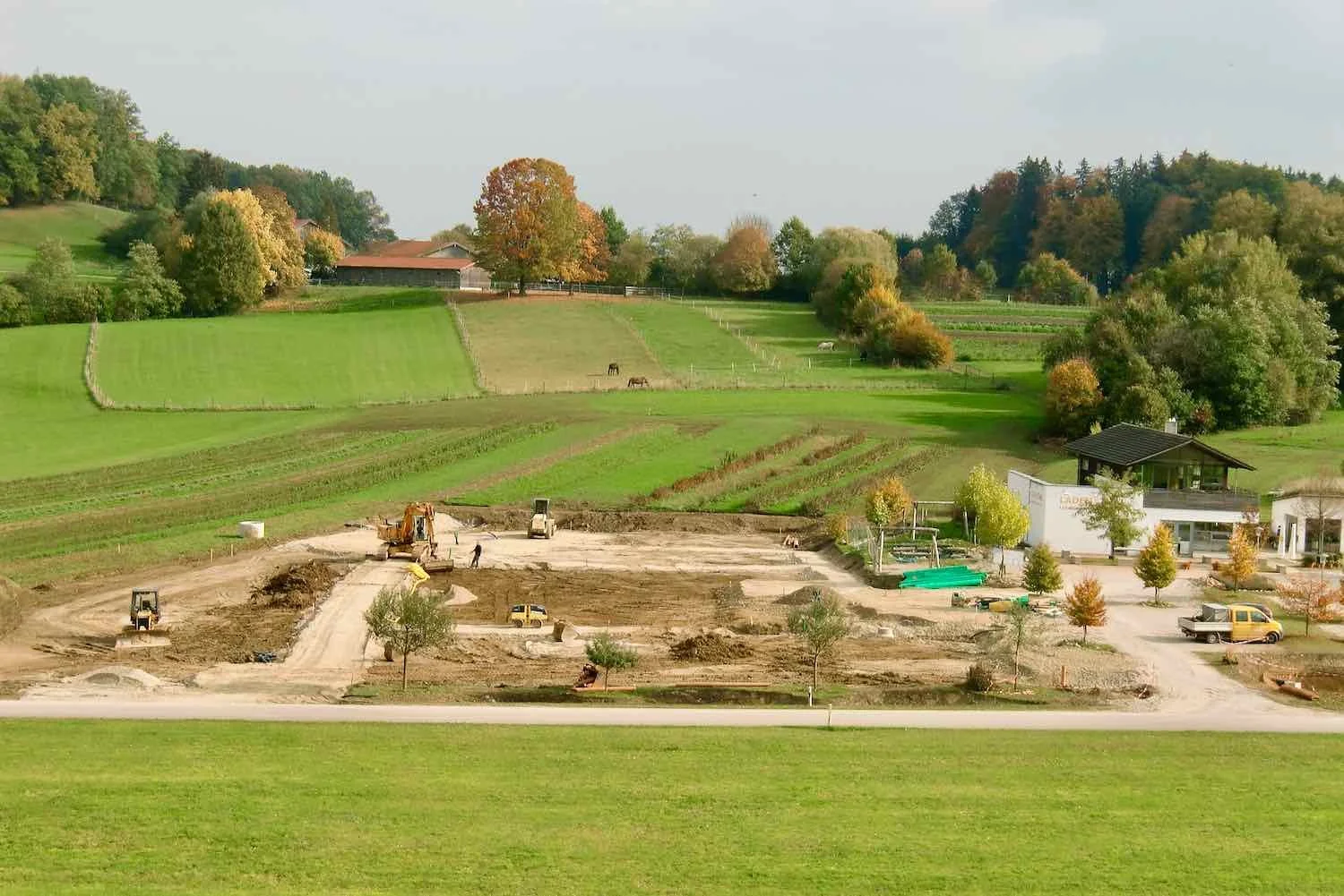 Die Gärtnerei nimmt langsam Gestalt an.
