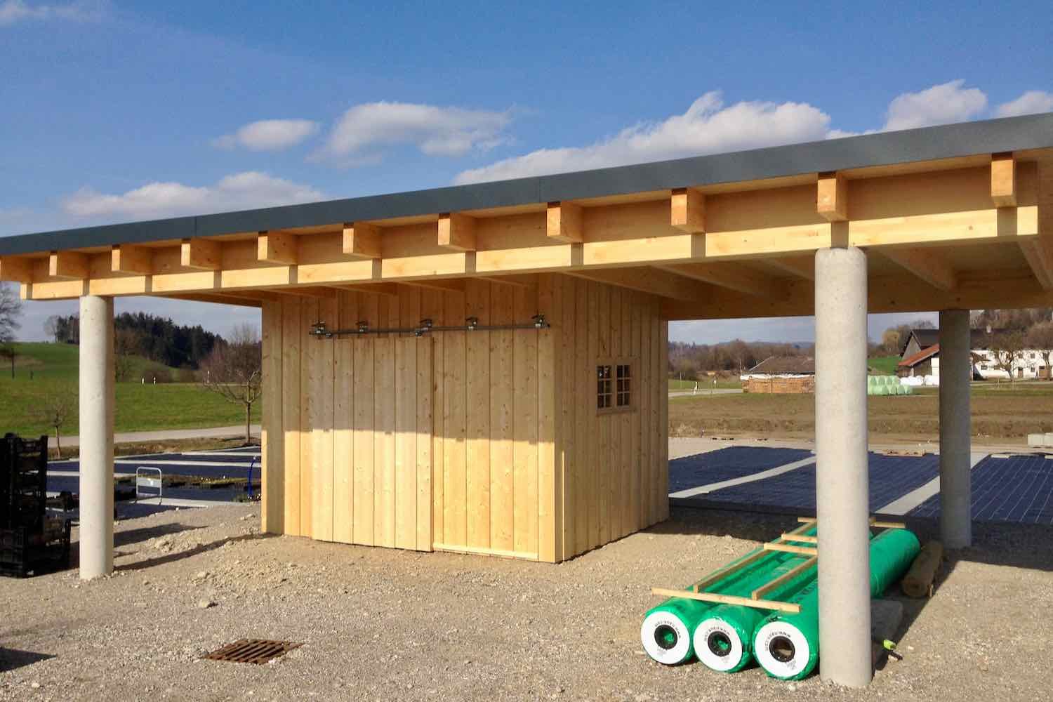 Kasse und Verkaufsbereich sind ein zentraler Punkt in der Gärtnerei und müssen deshalb ansprechend und übersichtlich gestaltet sein.