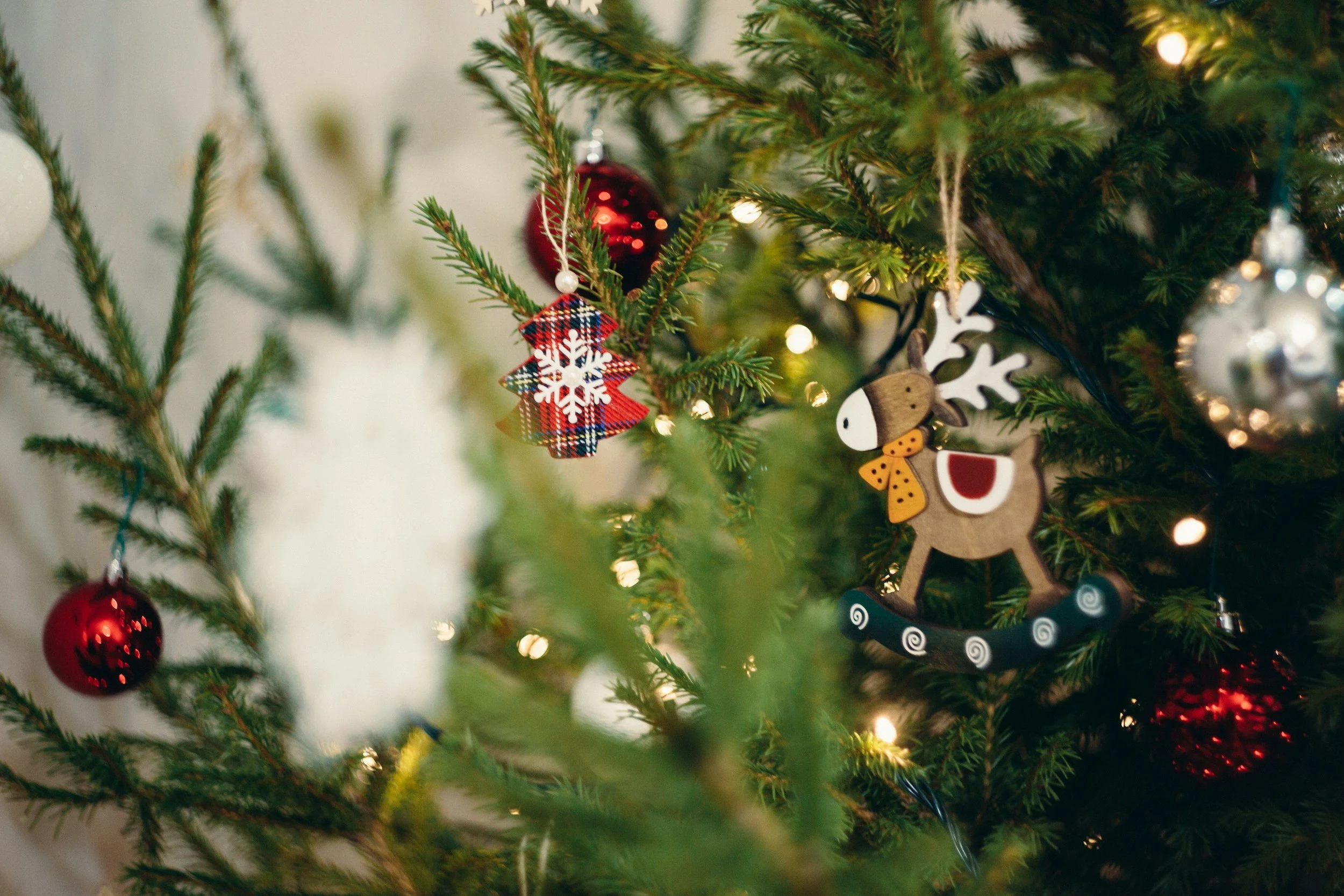 Mini Tabletop Tree Decorating