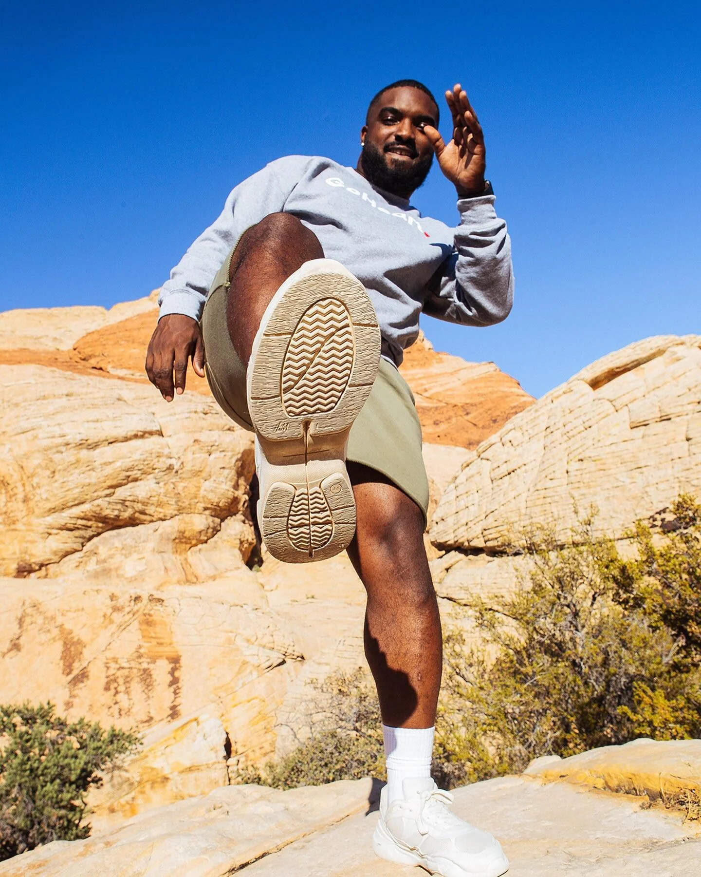 Save This 🔖: I heard @donyetaylor say “anybody can sell a product, not everybody can sell a lifestyle.” 
The lifestyle that you sell behind your product is one thing your customer can gravitate to. 
Consumers are looking for a product