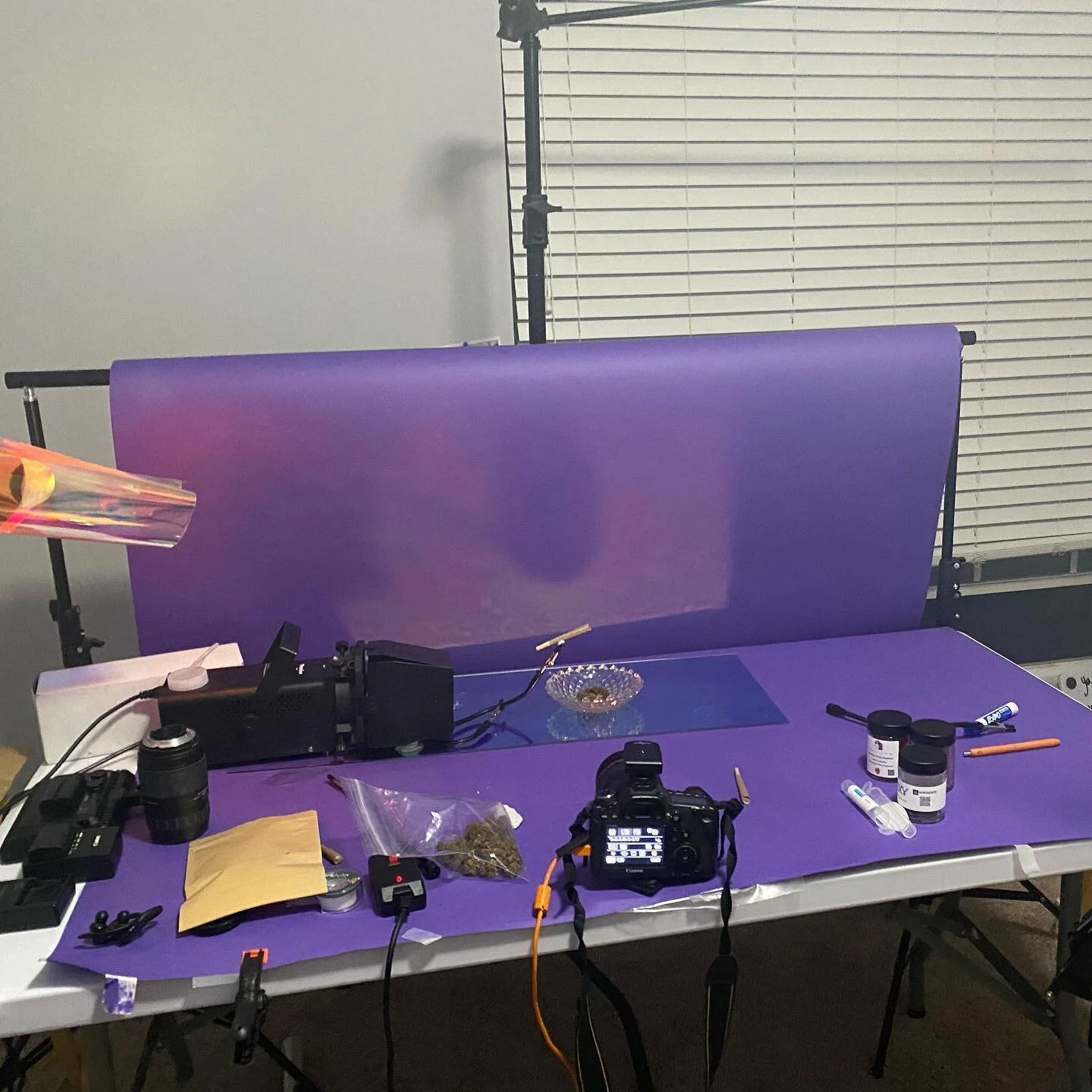 Save this! 🔖
Most people think that being a photographer means we press one button and the job is done. 
But majority of the work goes into the actual planning and prepping of the shoot and then the shoot.
A few steps in the process includes:
Bran