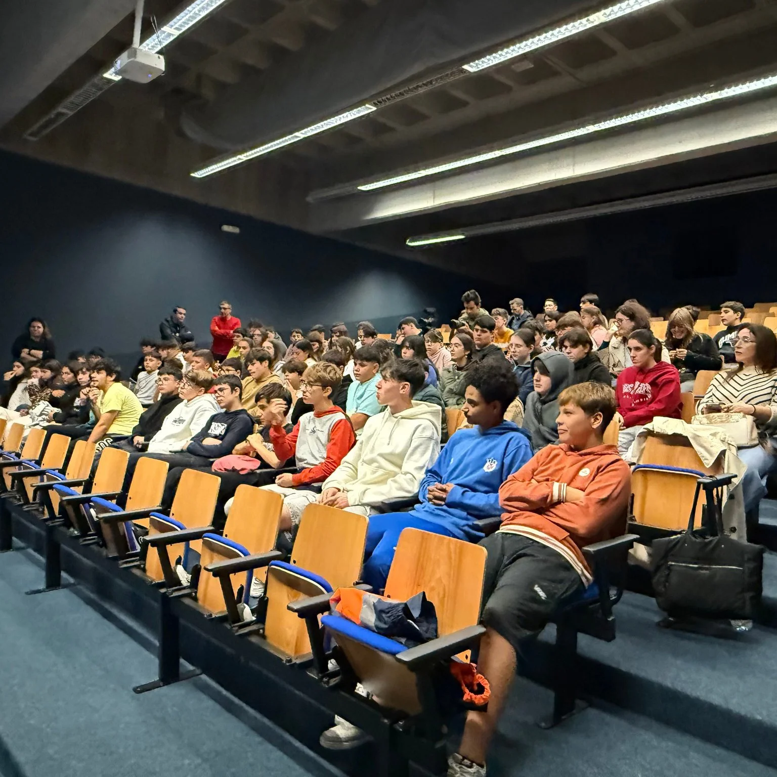 Alunos da EBI de Ponta de Garça visitam a Nascente do Galego no âmbito do LIFE IP CLIMAZ