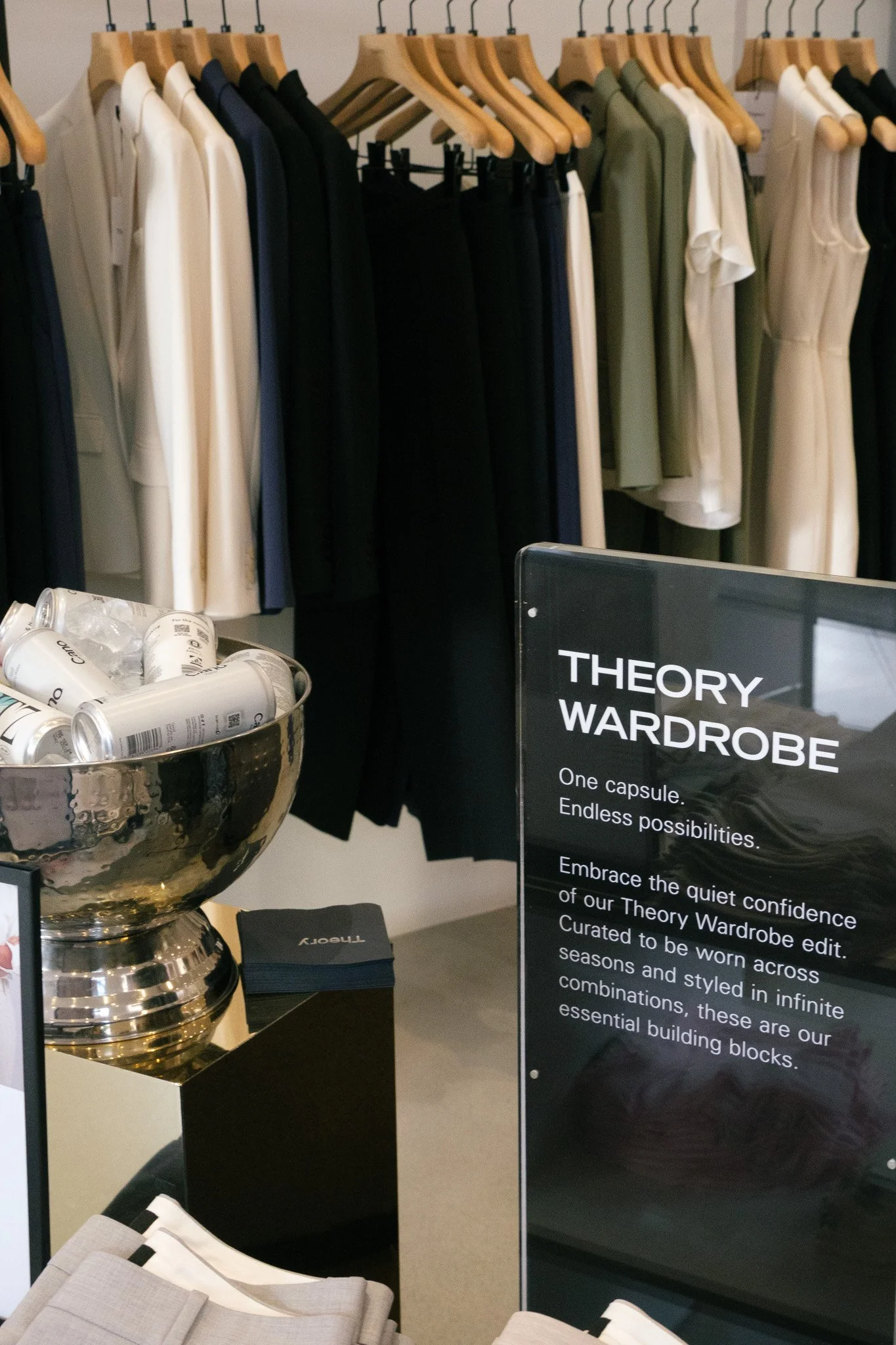 Charlotte Dixon Photography_Theory 17.04.247397-2.jpg