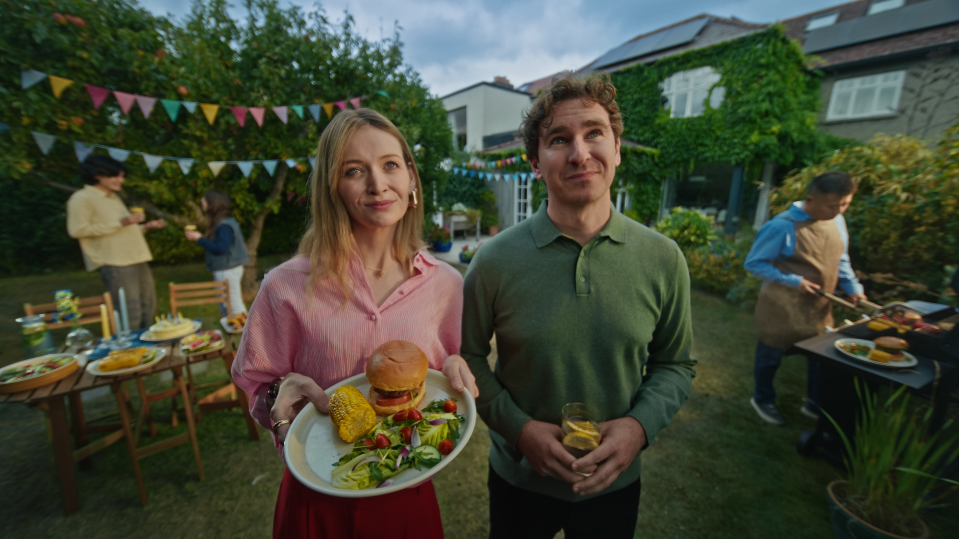 Kingsbridge_FRANK-Stills-3.png