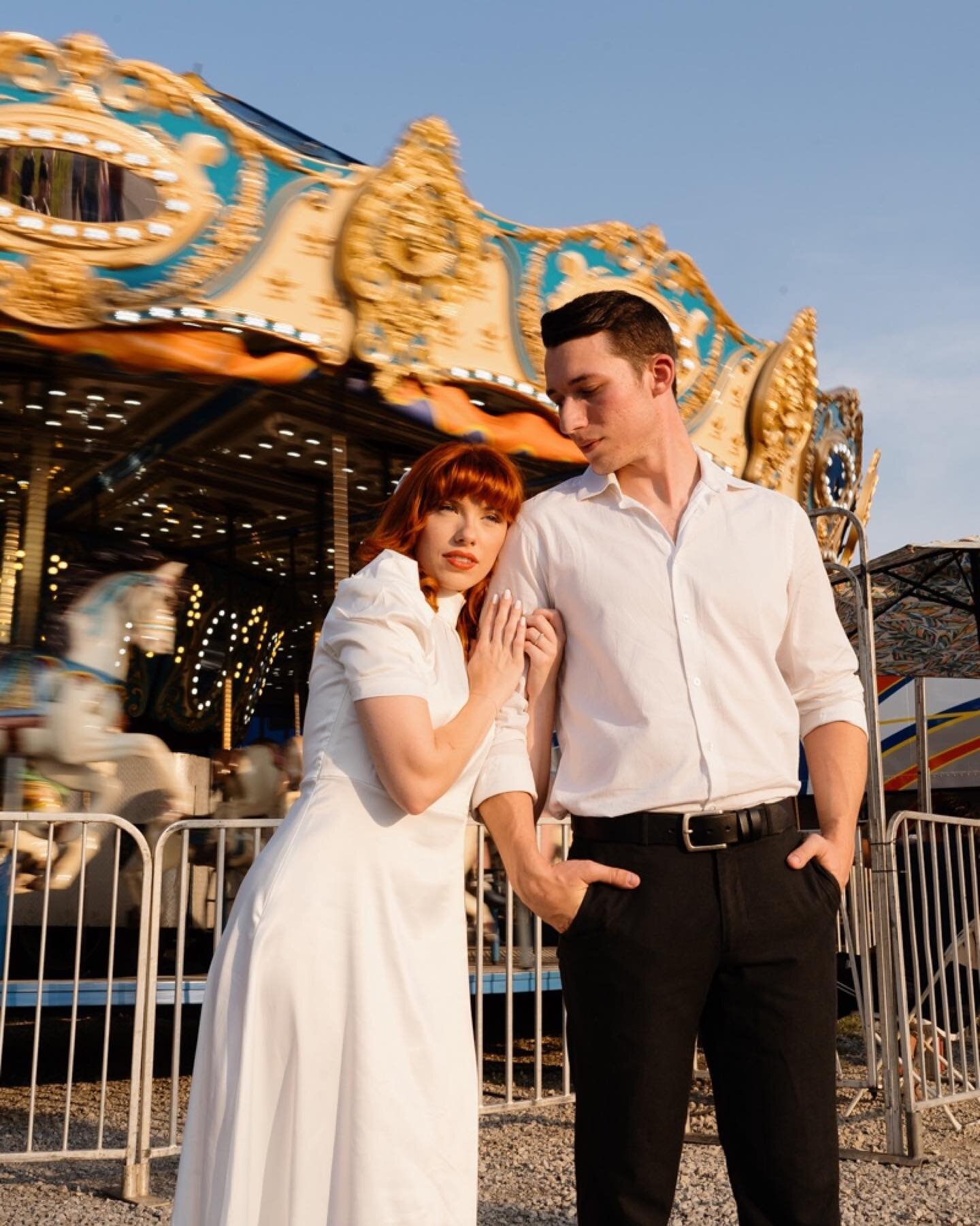 a carousel post for the carousel 🎠✨ 

 
#tnweddingphotographer #tnwedding #tnweddingphotography #tennesseeweddingphotographer #tnweddingphotographer #tnphotographer #nashvillephotographers #nashvilletnweddingphotographer #nashvilleweddingphotography
