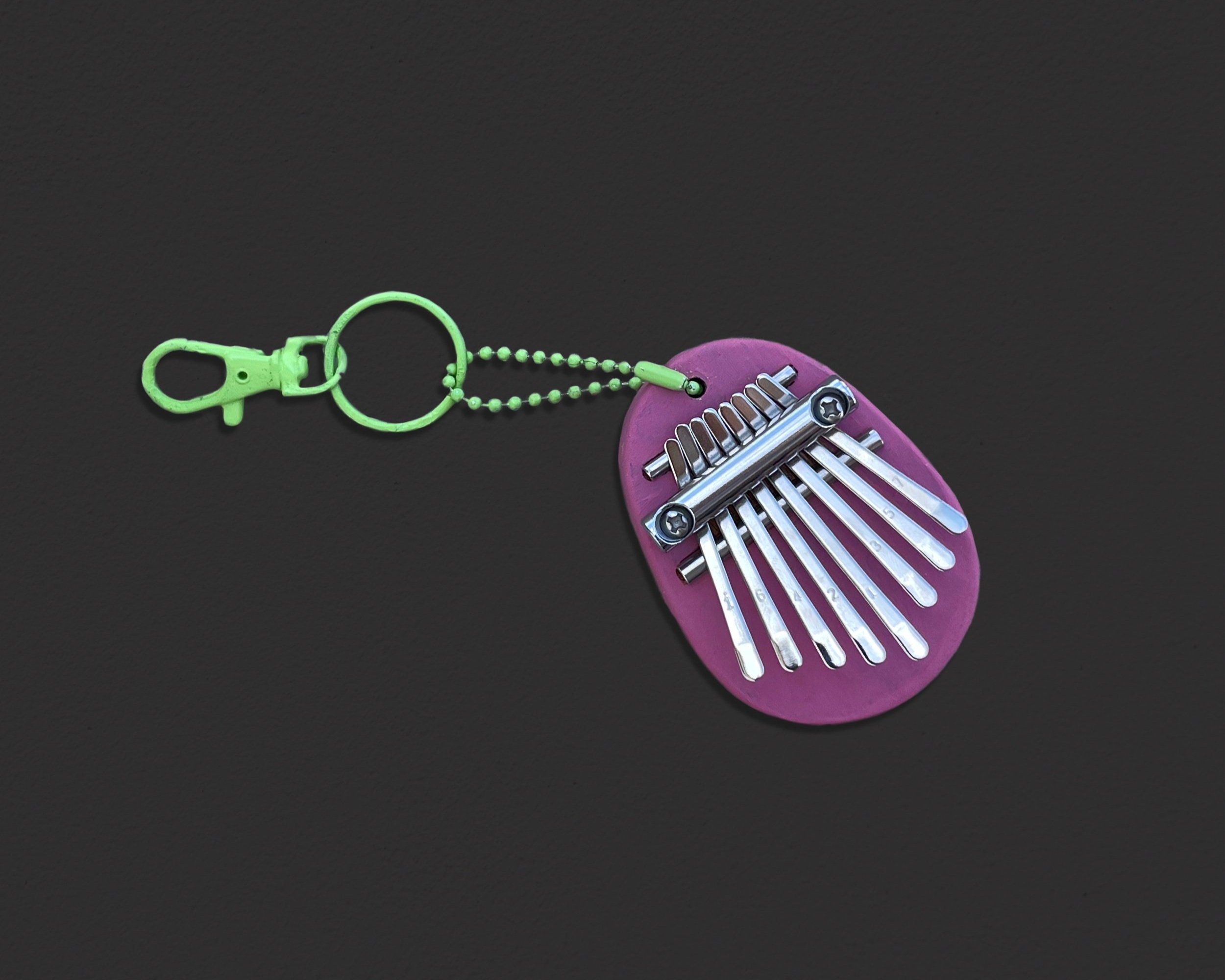 Nina+Hand+Piano_Vide+Olsson+design.jpg