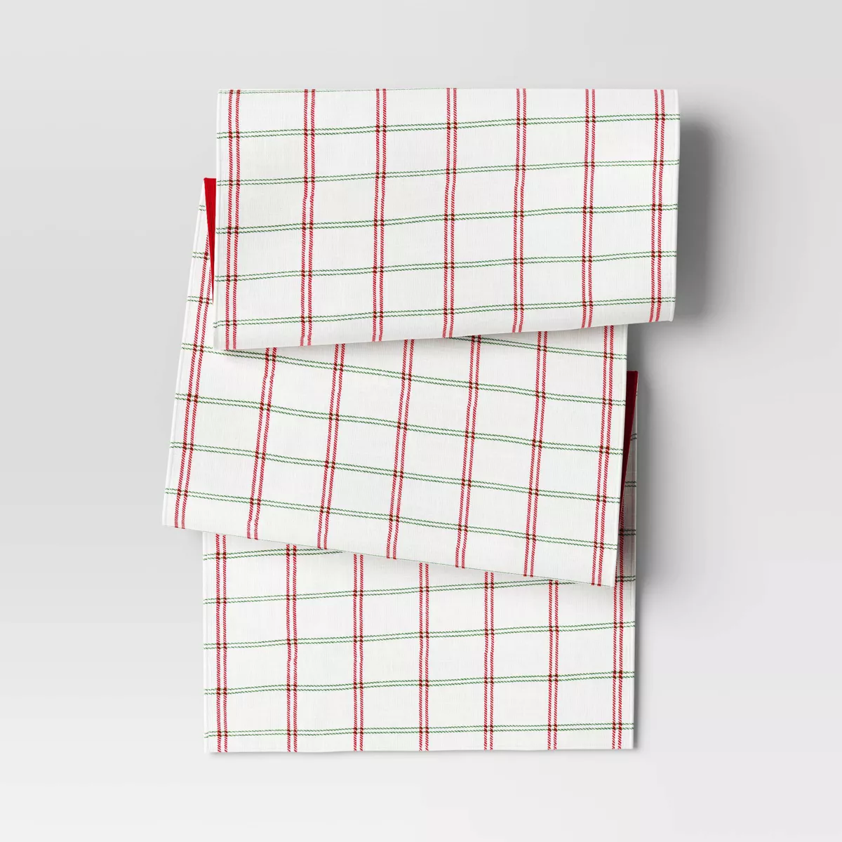 plaid holiday table cloth.png