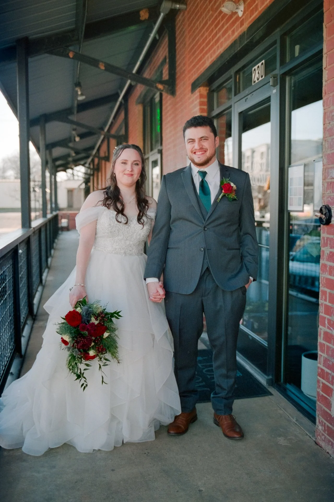 TheLongRoom_PlazaMidwood_CharlotteNCBestFilmWeddingPhotographers_ParksPictures_MichaelParks