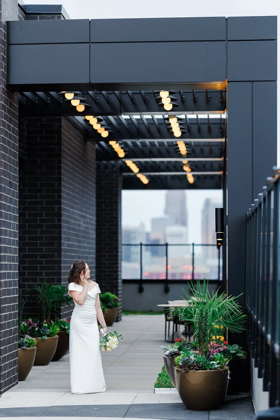 Wedding at Kingston South End by Charlotte wedding photographer ParksPictures