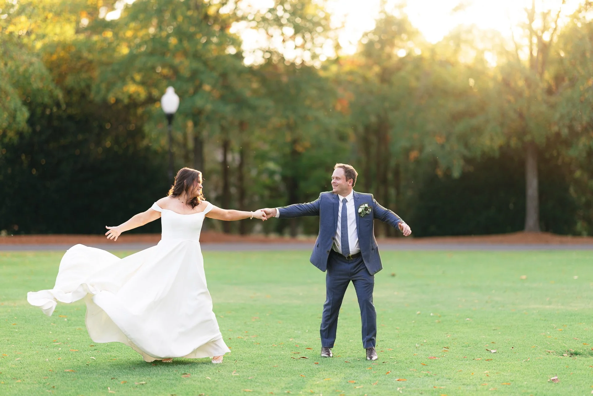 Providence Country Club Wedding by Charlotte's best wedding photographer ParksPictures