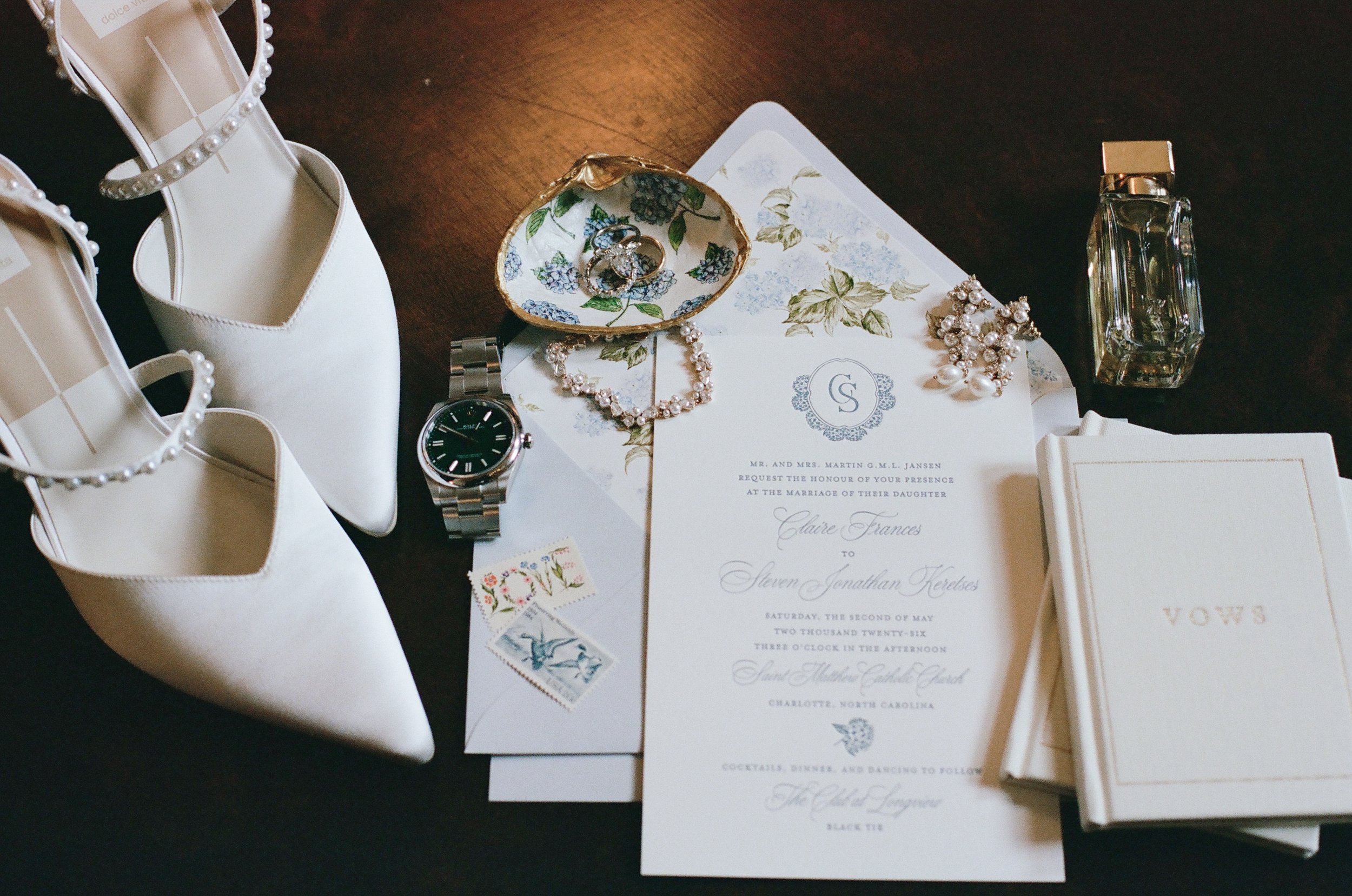 St.MatthewCatholicChurch_ClubAtLongview_CharlotteFilmWeddingPhotographer_ParksPictures