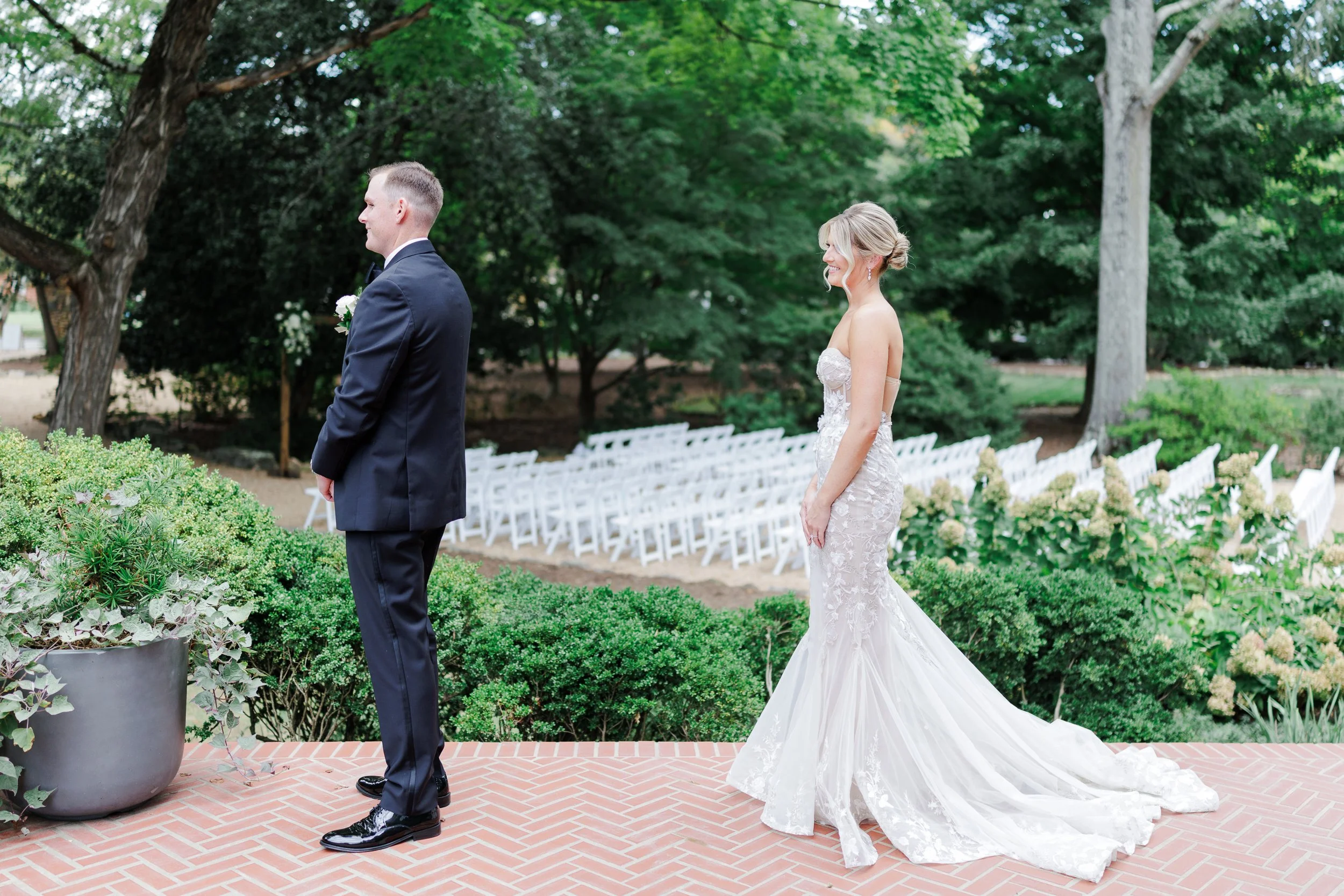 FirstLook_VanlandinghamEstate_CharlotteNCWeddingPhotographers_ParksPictures