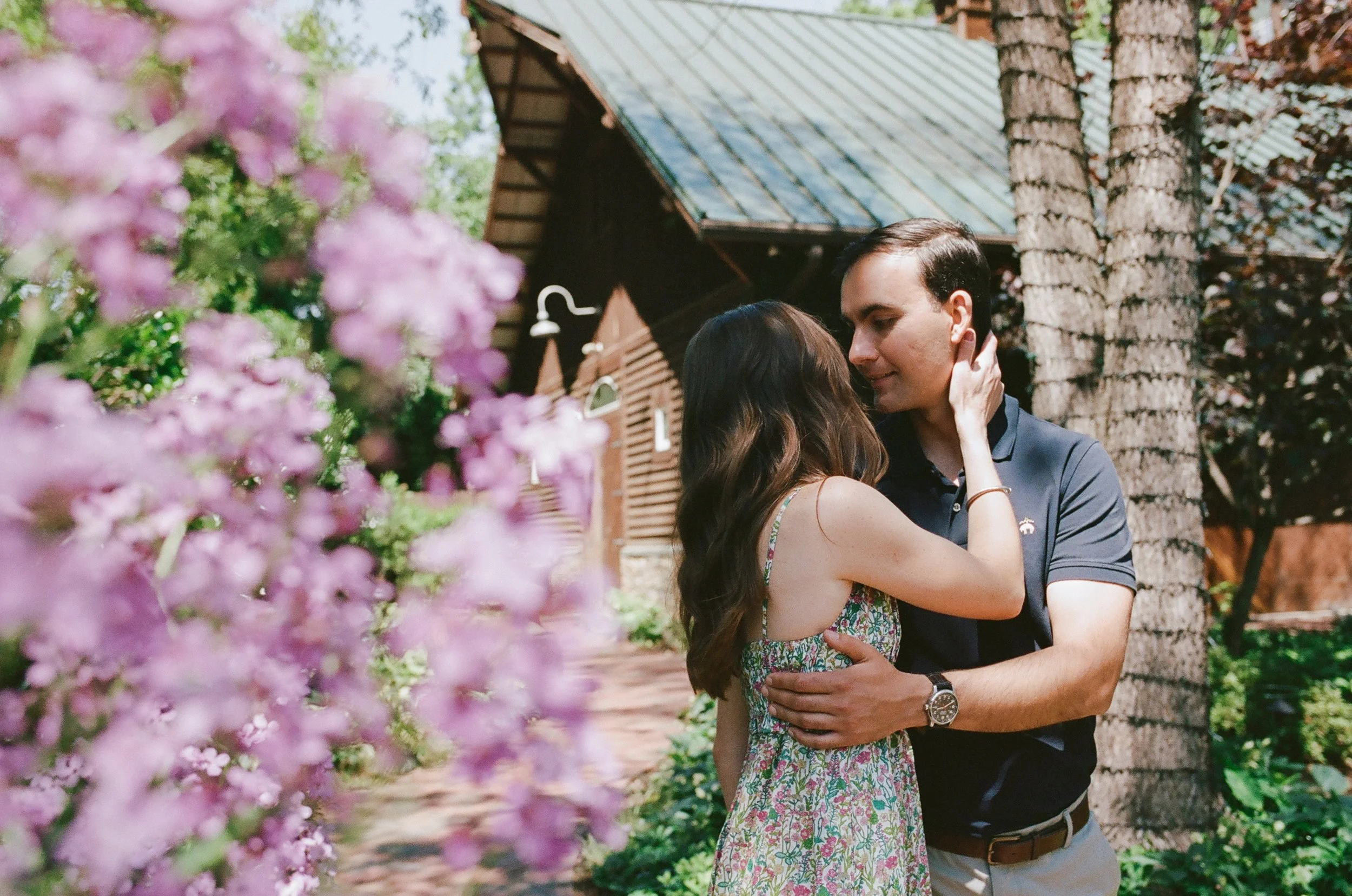 FilmEngagementPhotos_AlexanderHomestead_CharlotteNCWeddingPhotographerNearby_ParksPictures