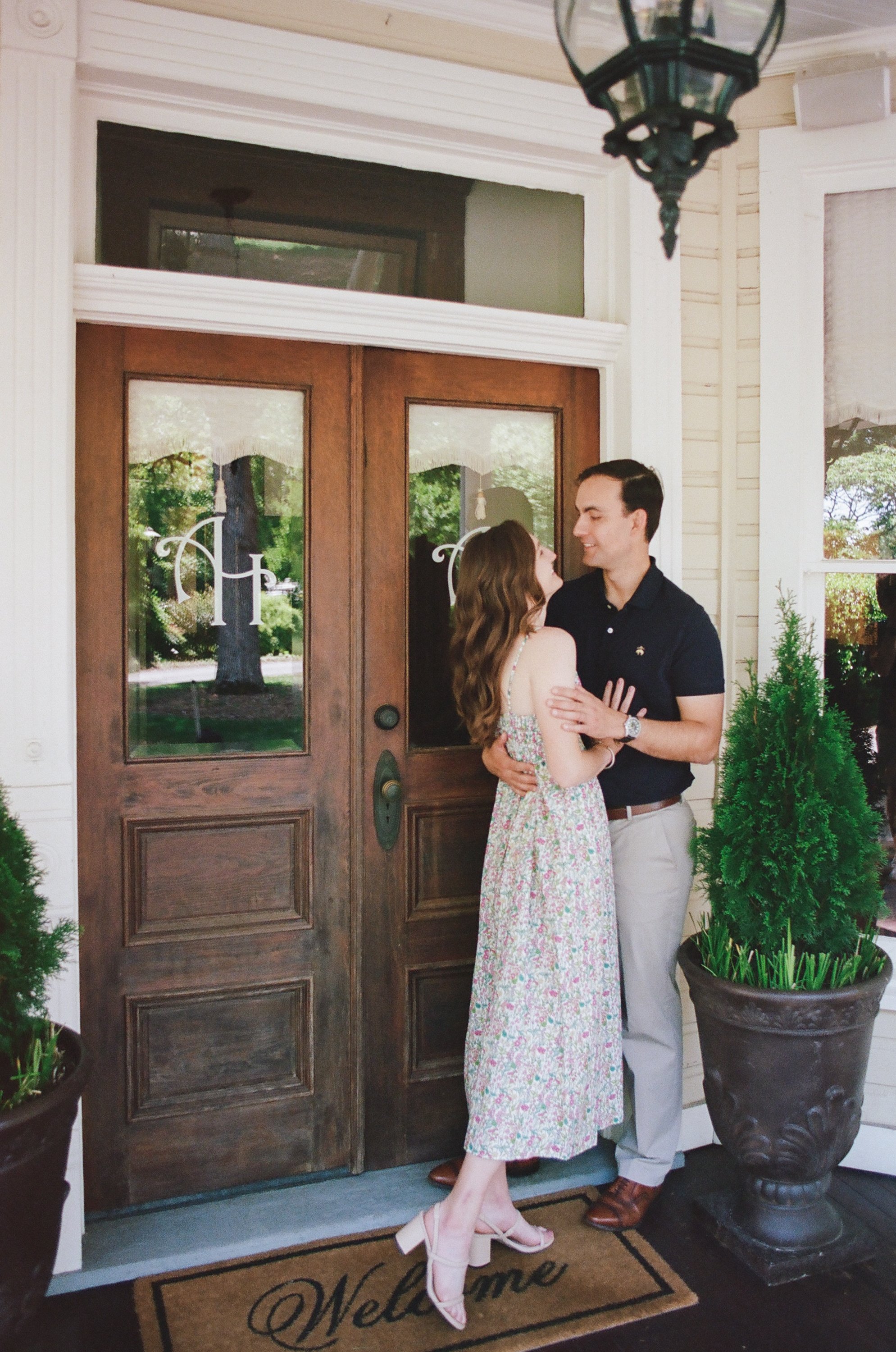 FilmEngagementPhotos_AlexanderHomestead_CharlotteNCWeddingPhotographerNearby_ParksPictures
