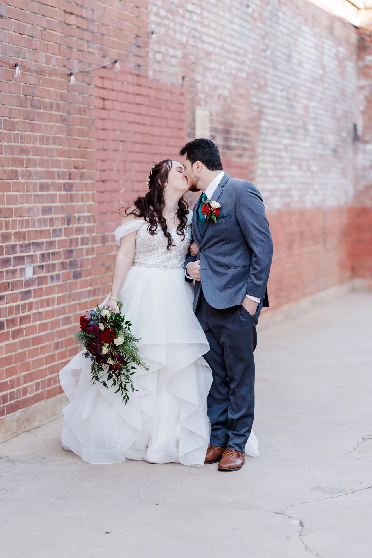 TheLongRoom_PlazaMidwood_CharlotteNCBestFilmWeddingPhotographers_ParksPictures_MichaelParks
