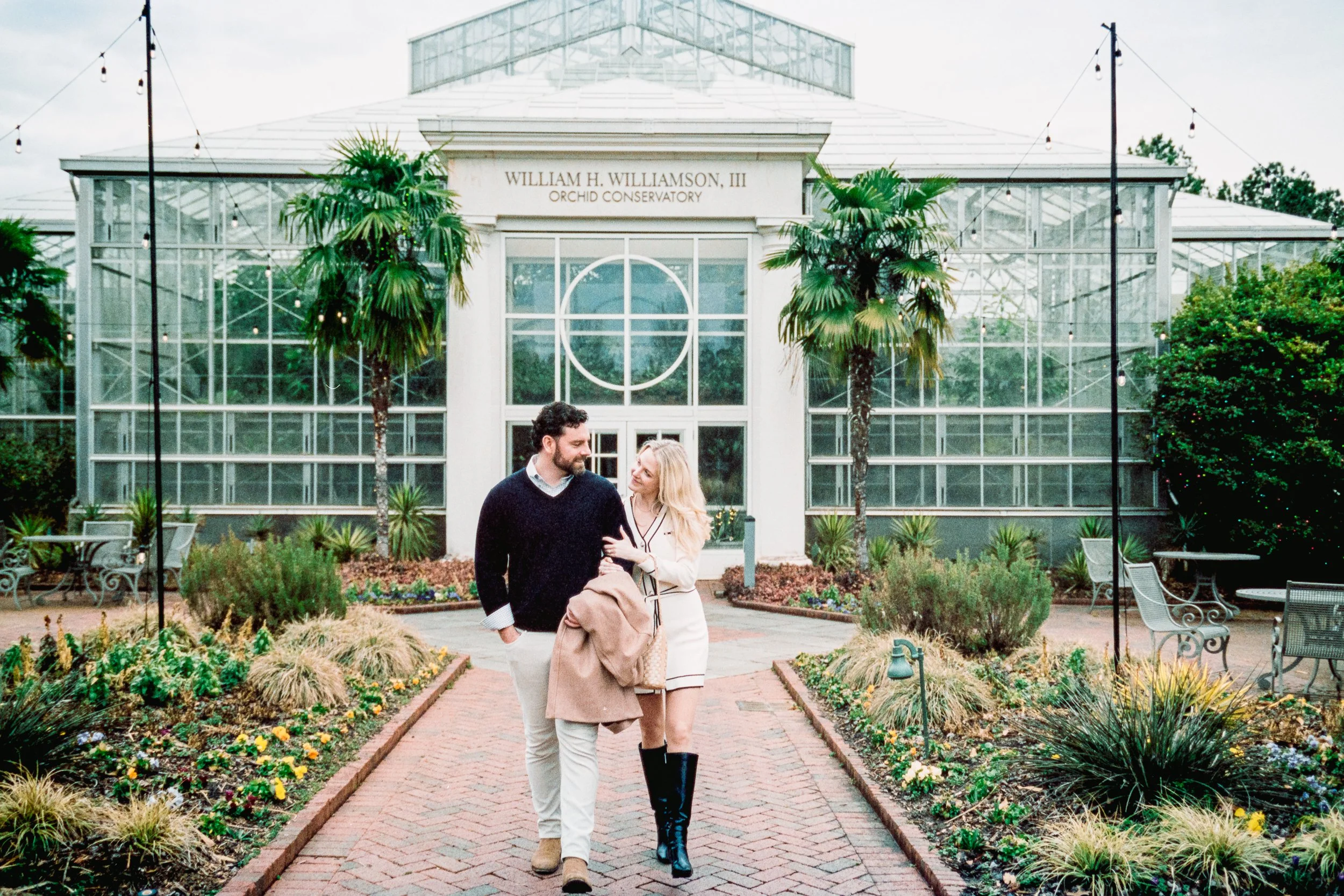 EngagedProposalProposingDanielStoweConservancyBelmontWilliamsonConservatory_ParksPictures