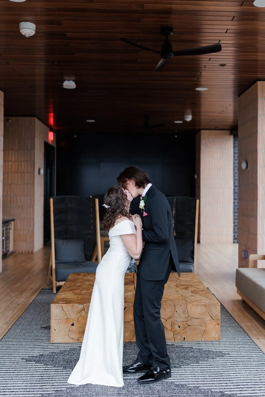 Wedding at Kingston South End by Charlotte wedding photographer ParksPictures