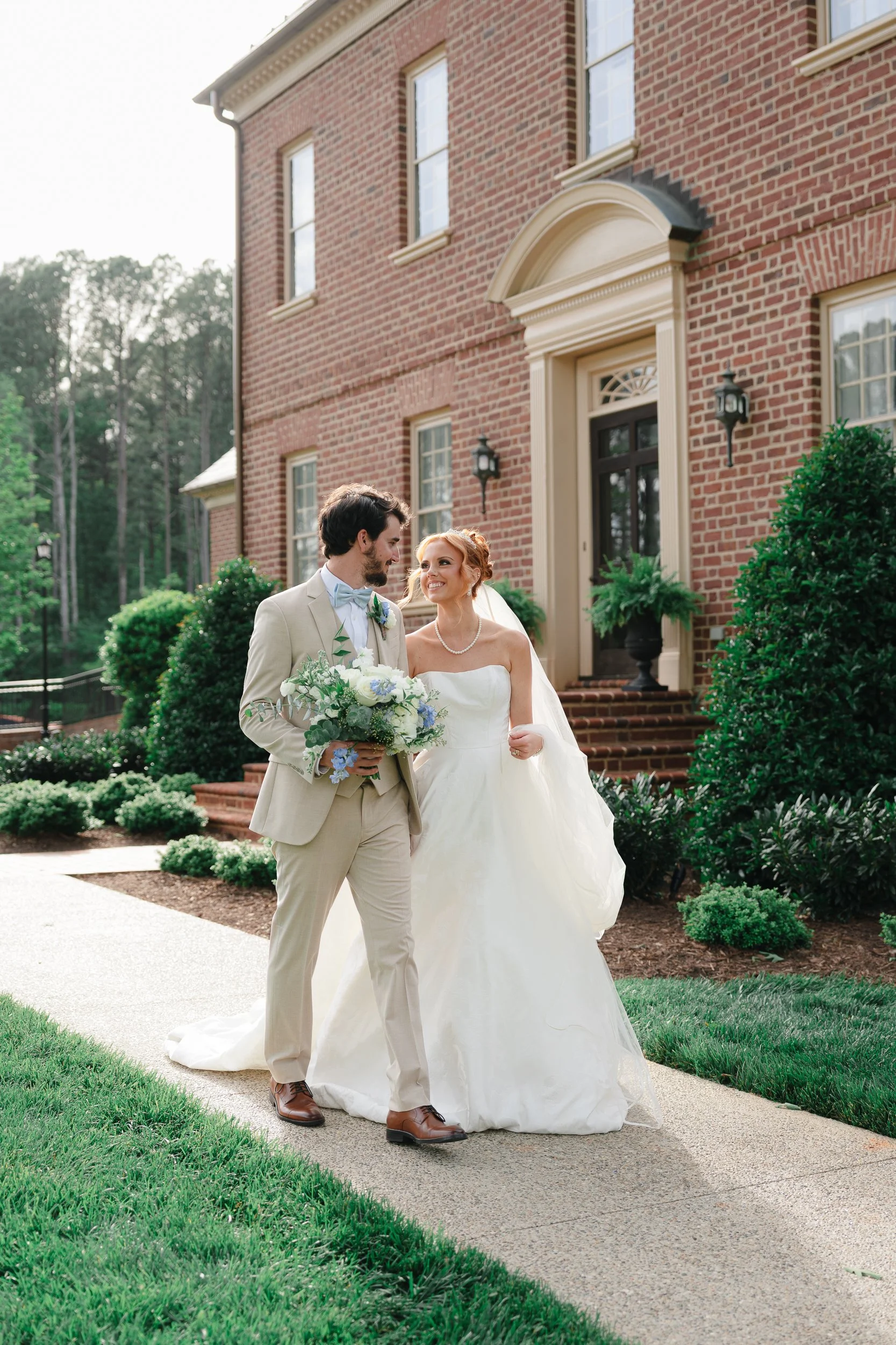 CroweMansionWeddingLincolnton_CharlotteNCFilmWeddingPhotographer_ParksPictures