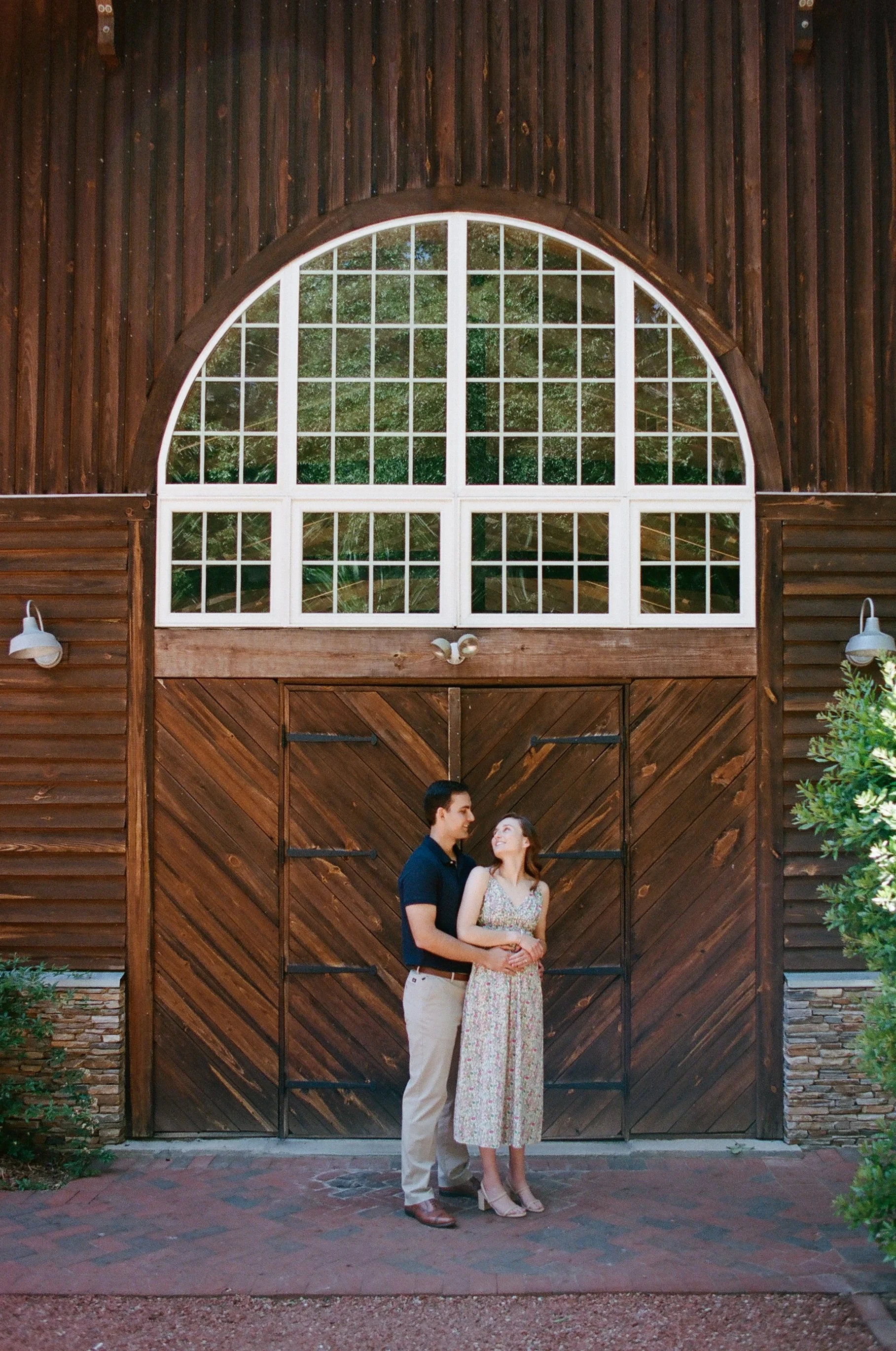 FilmEngagementPhotos_AlexanderHomestead_CharlotteNCWeddingPhotographerNearby_ParksPictures