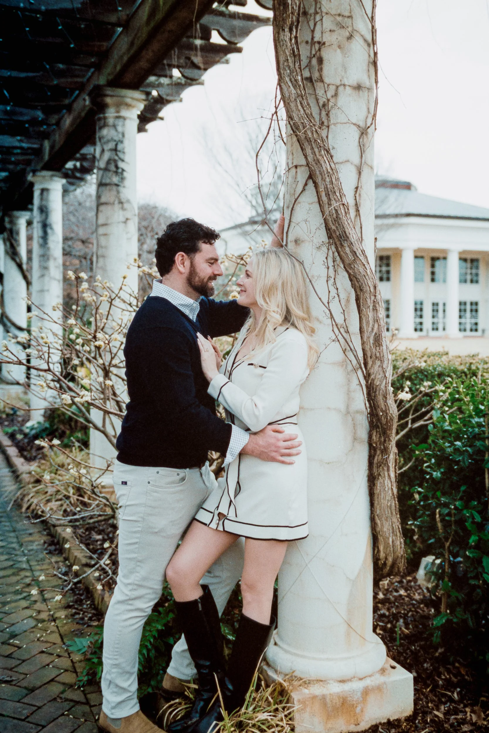 EngagedProposalProposingDanielStoweConservancyBelmontWilliamsonConservatory_ParksPictures