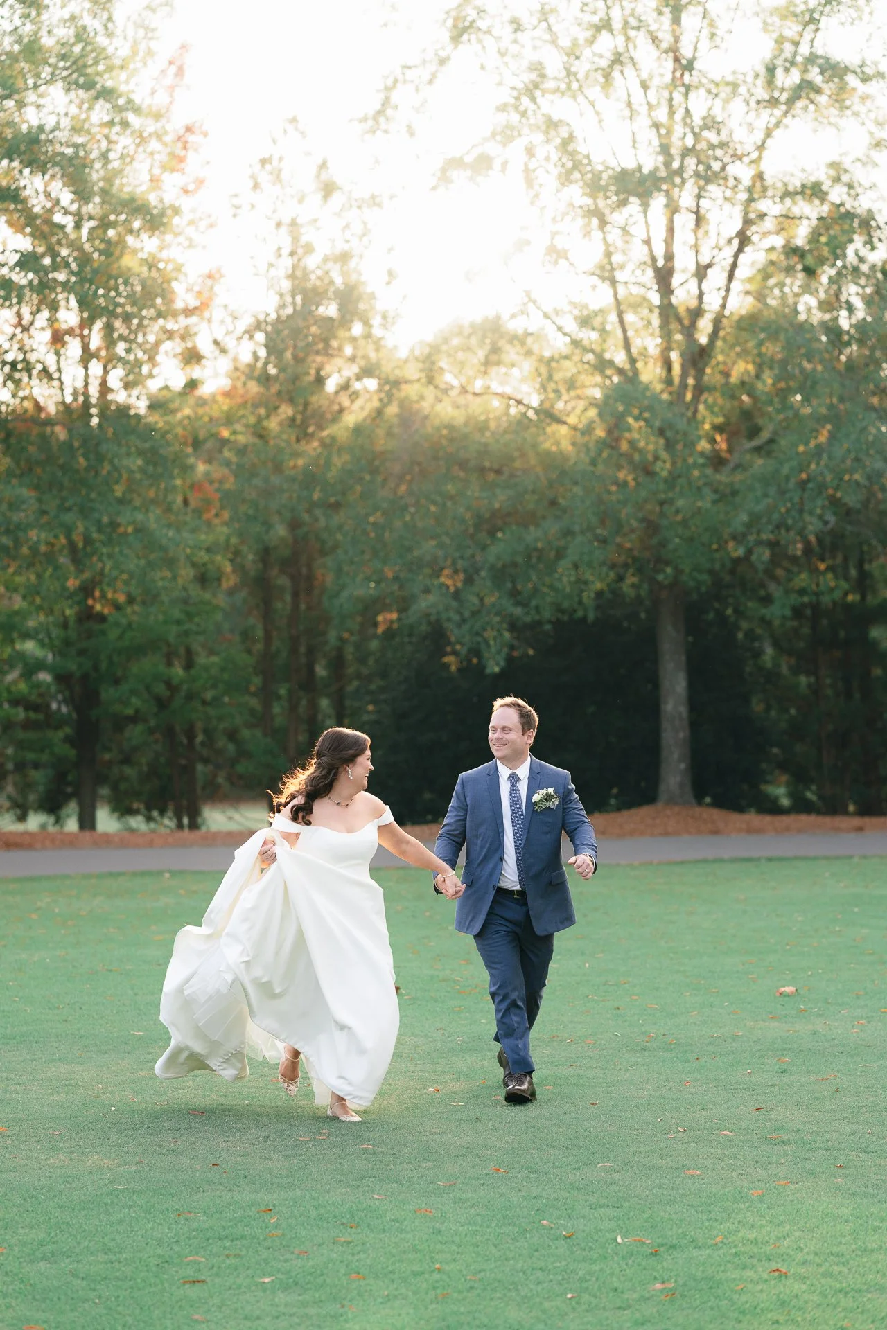 Providence Country Club Wedding by Charlotte's best wedding photographer ParksPictures