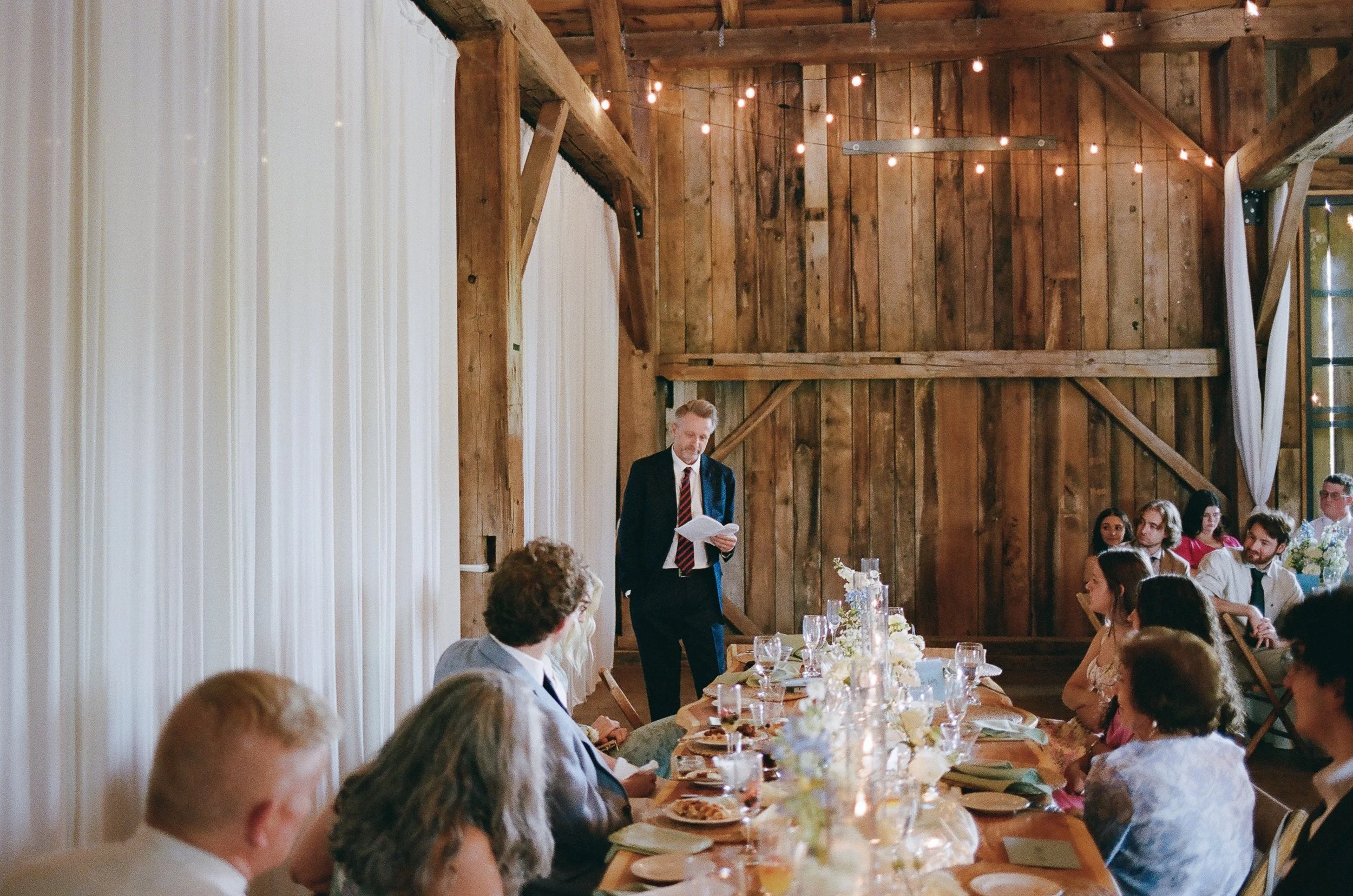 ClemsonAlumniWedding_RobertsonHomesteadRockHillSC_FilmPhotographer_ParksPictures