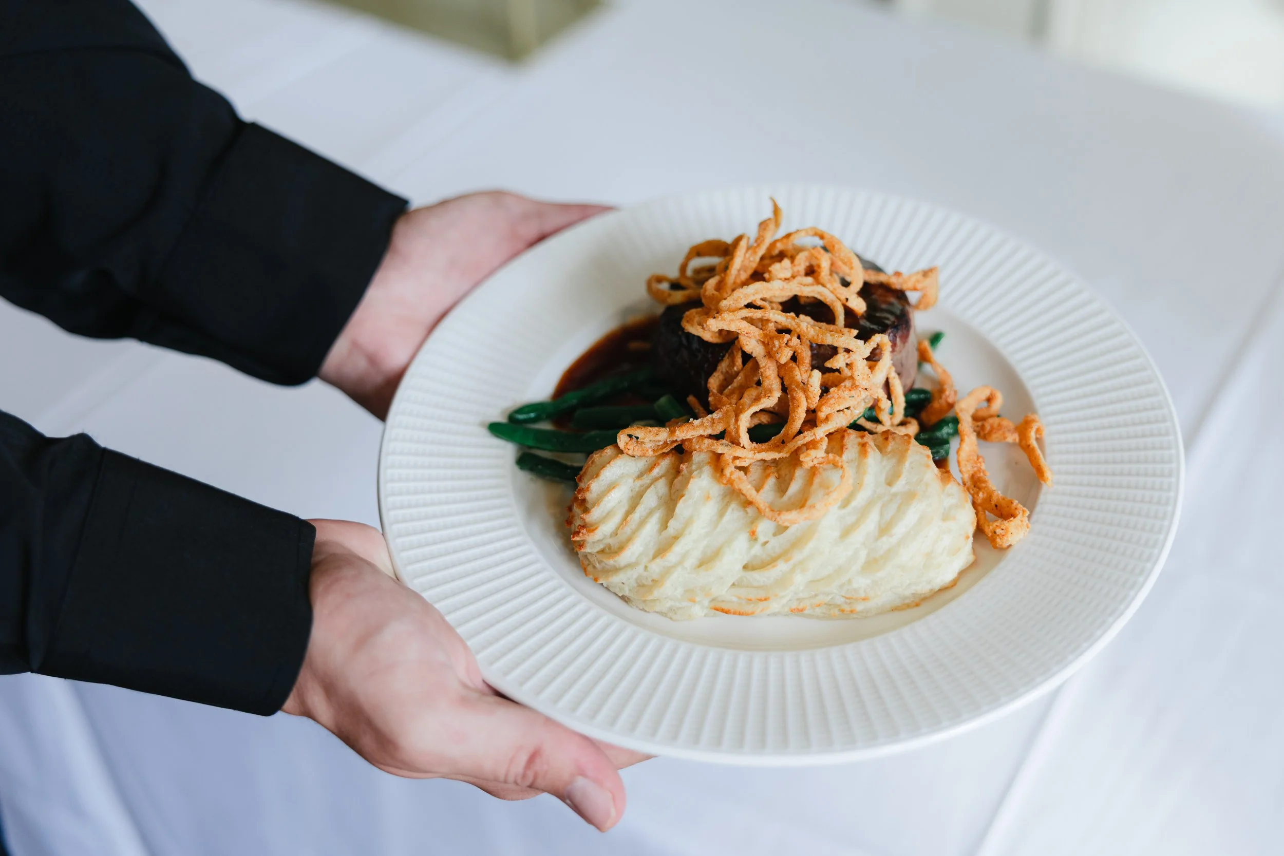 RehearsalDinner_TrumpNationalGolfCourseCharlotte_WeddingPhotographer_ParksPictures