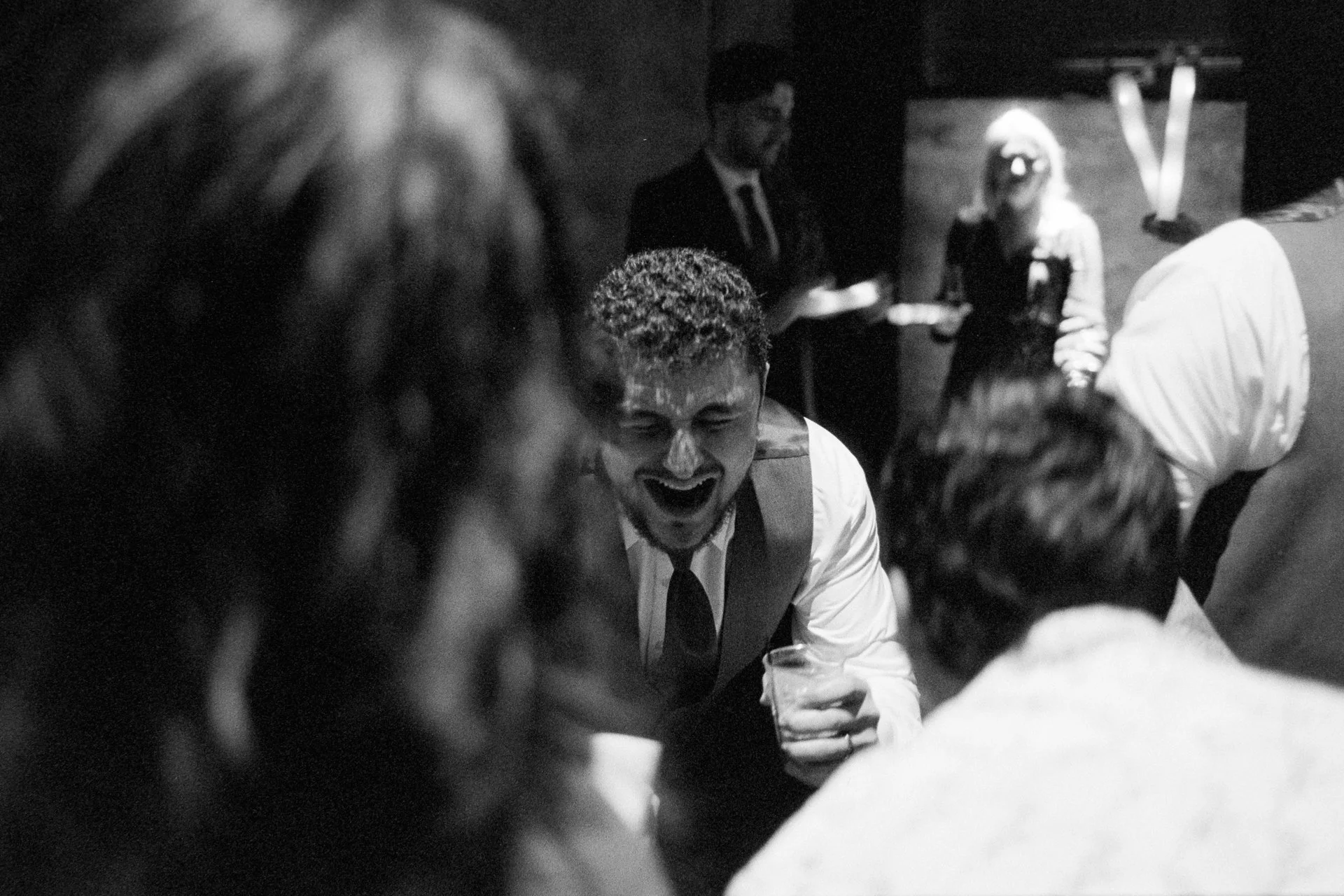 TheLongRoom_PlazaMidwood_CharlotteNCBestFilmWeddingPhotographers_ParksPictures_MichaelParks