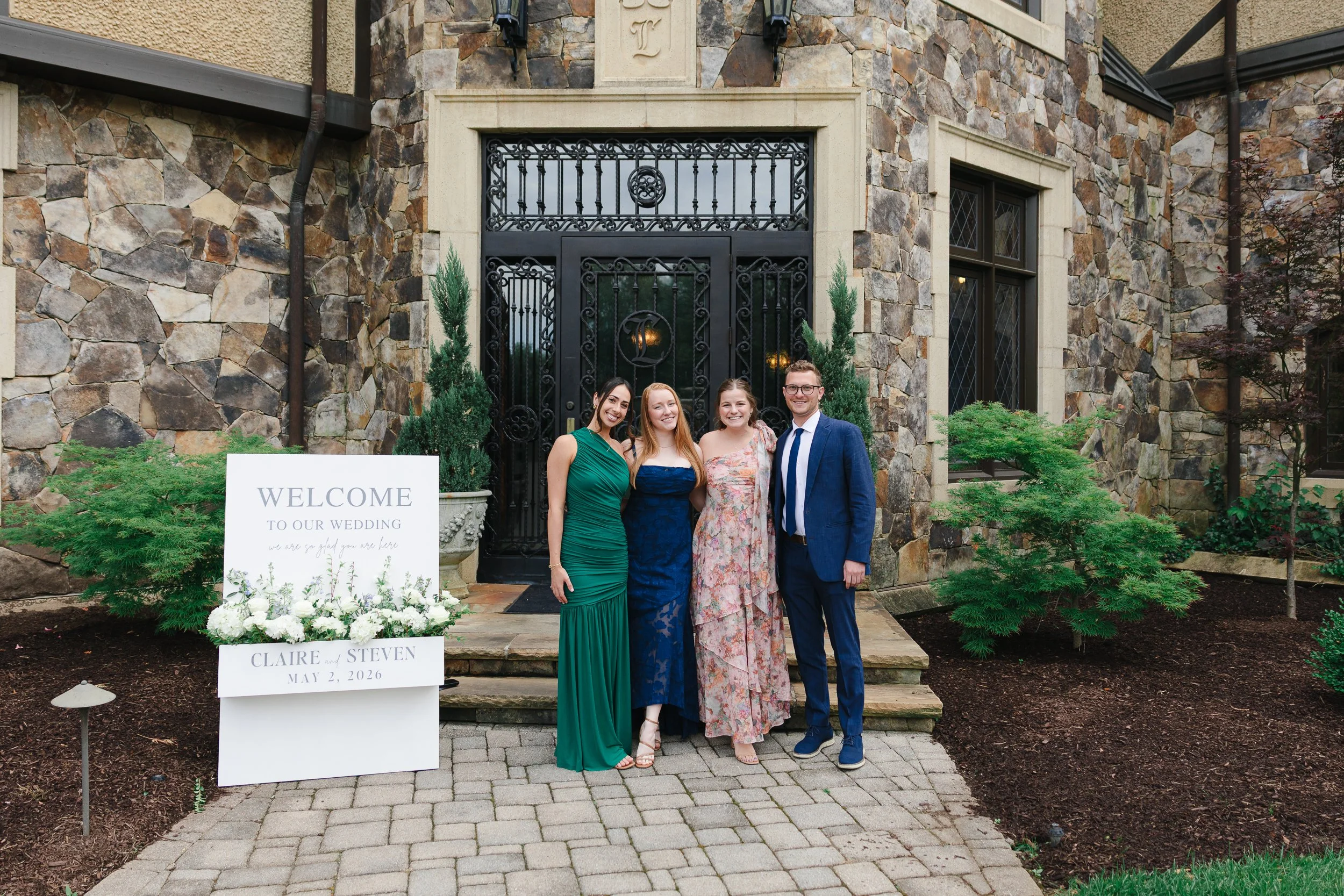 St.MatthewCatholicChurch_ClubAtLongview_CharlotteFilmWeddingPhotographer_ParksPictures