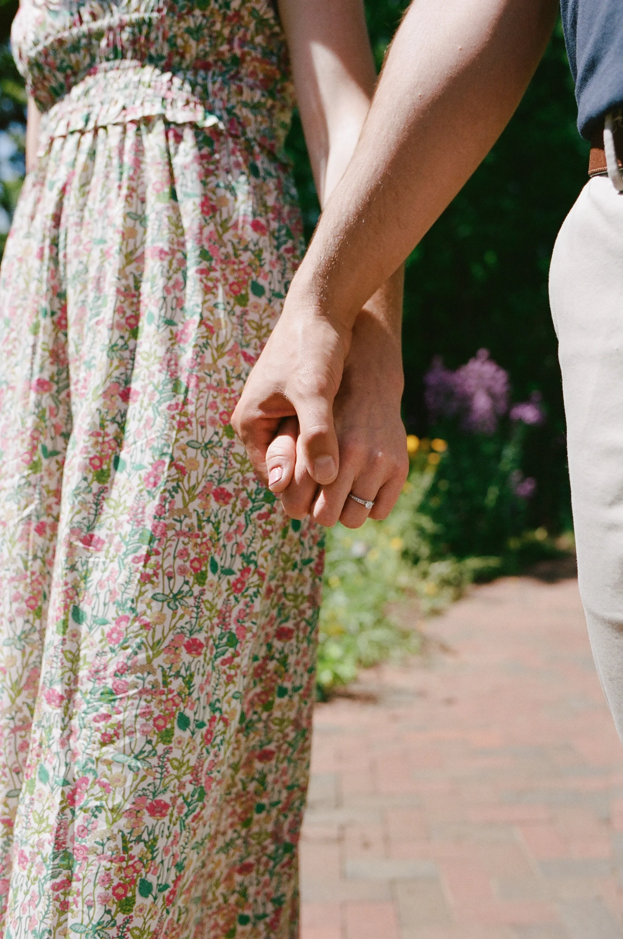 FilmEngagementPhotos_AlexanderHomestead_CharlotteNCWeddingPhotographerNearby_ParksPictures