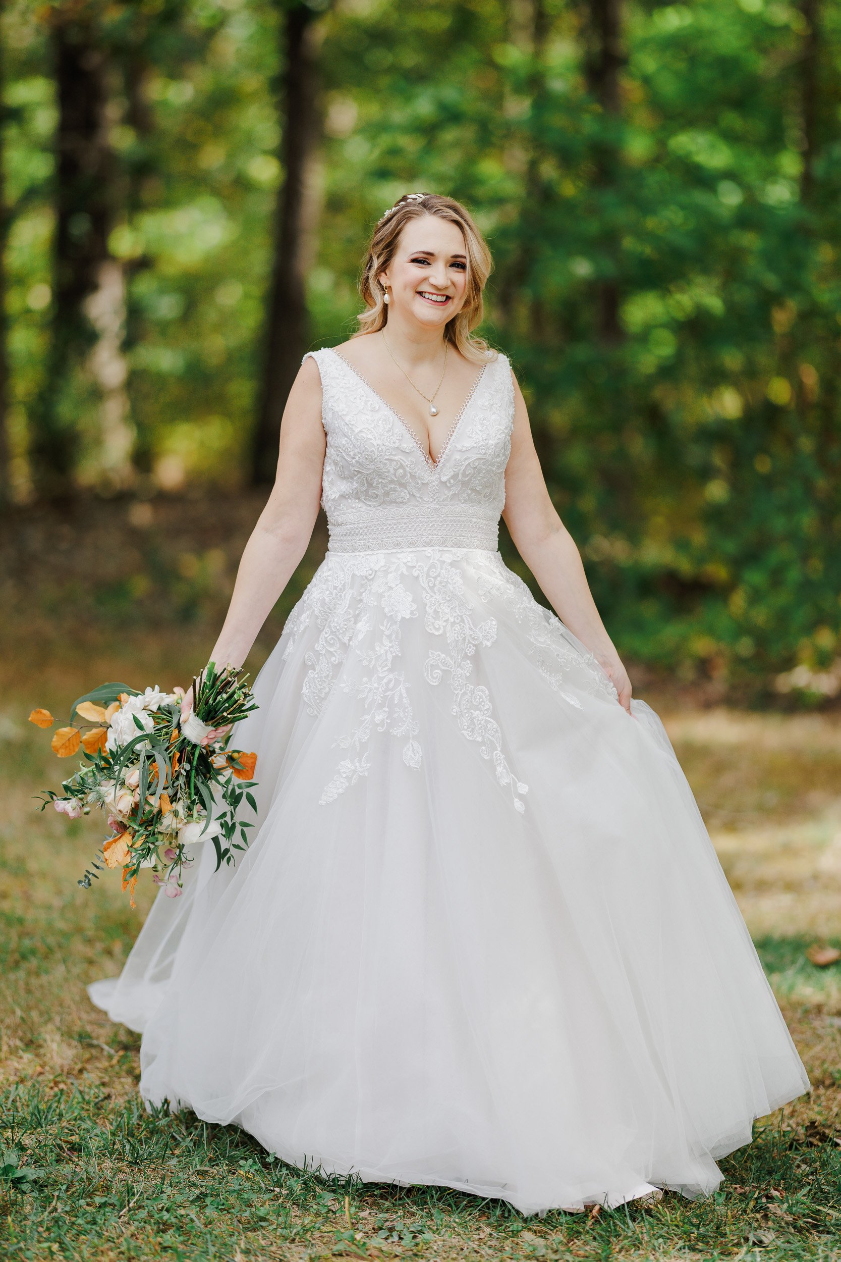 CharlotteWeddingPhotographer_ILBellaGardensWedding_ParksPictures-13.jpg