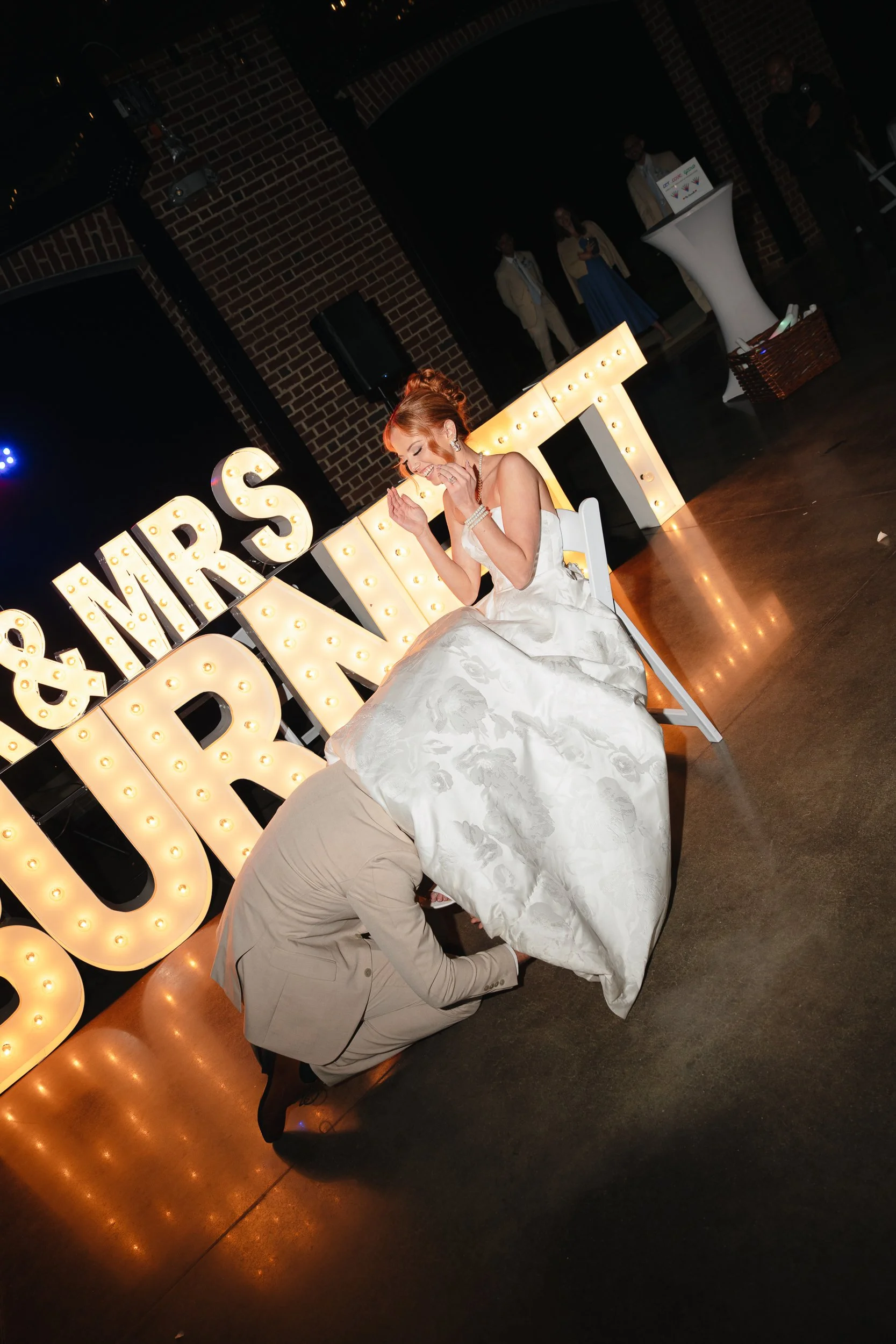 CroweMansionWeddingLincolnton_CharlotteNCFilmWeddingPhotographer_ParksPictures