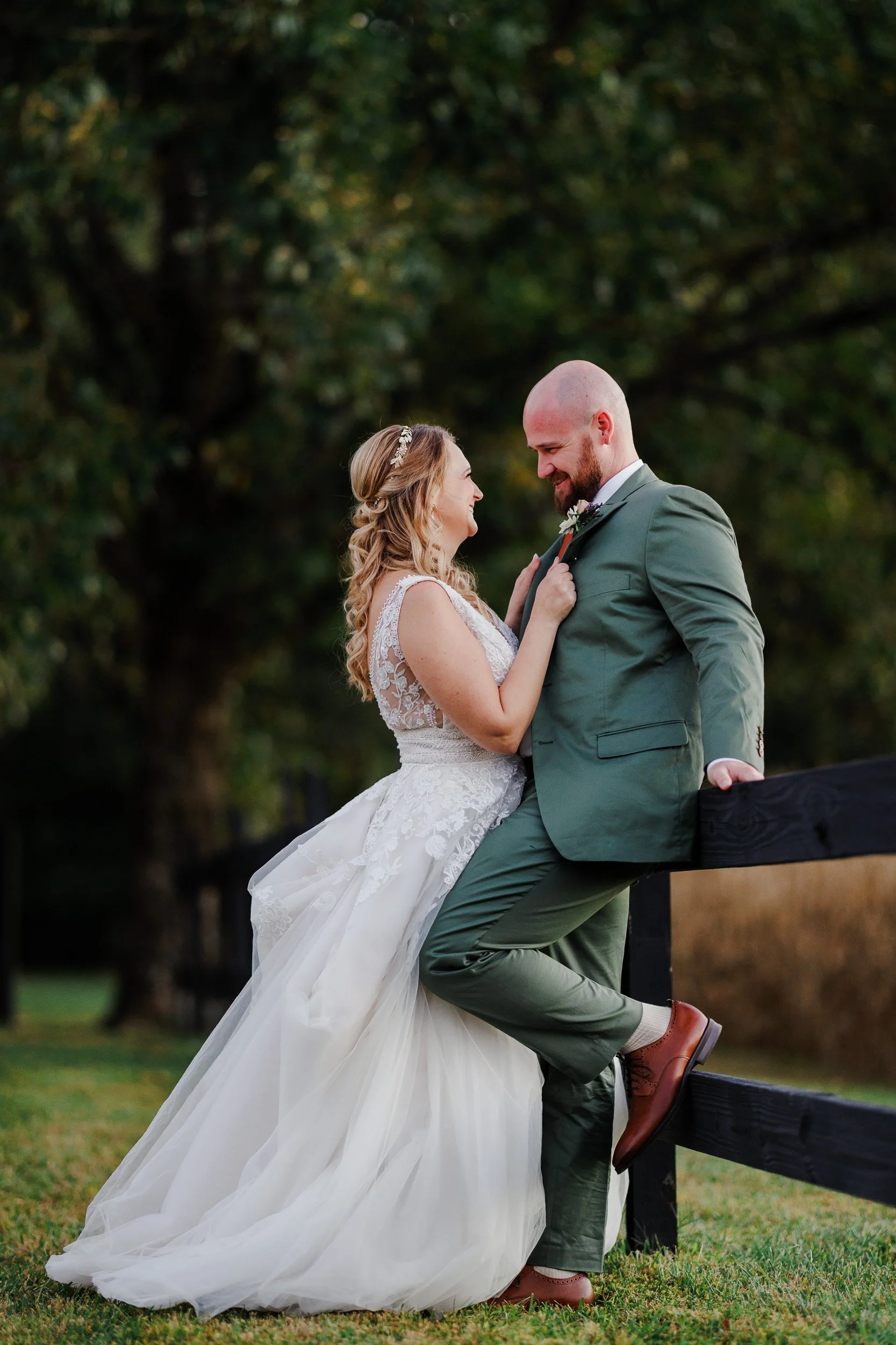 CharlotteWeddingPhotographer_ILBellaGardensWedding_ParksPictures-45.jpg