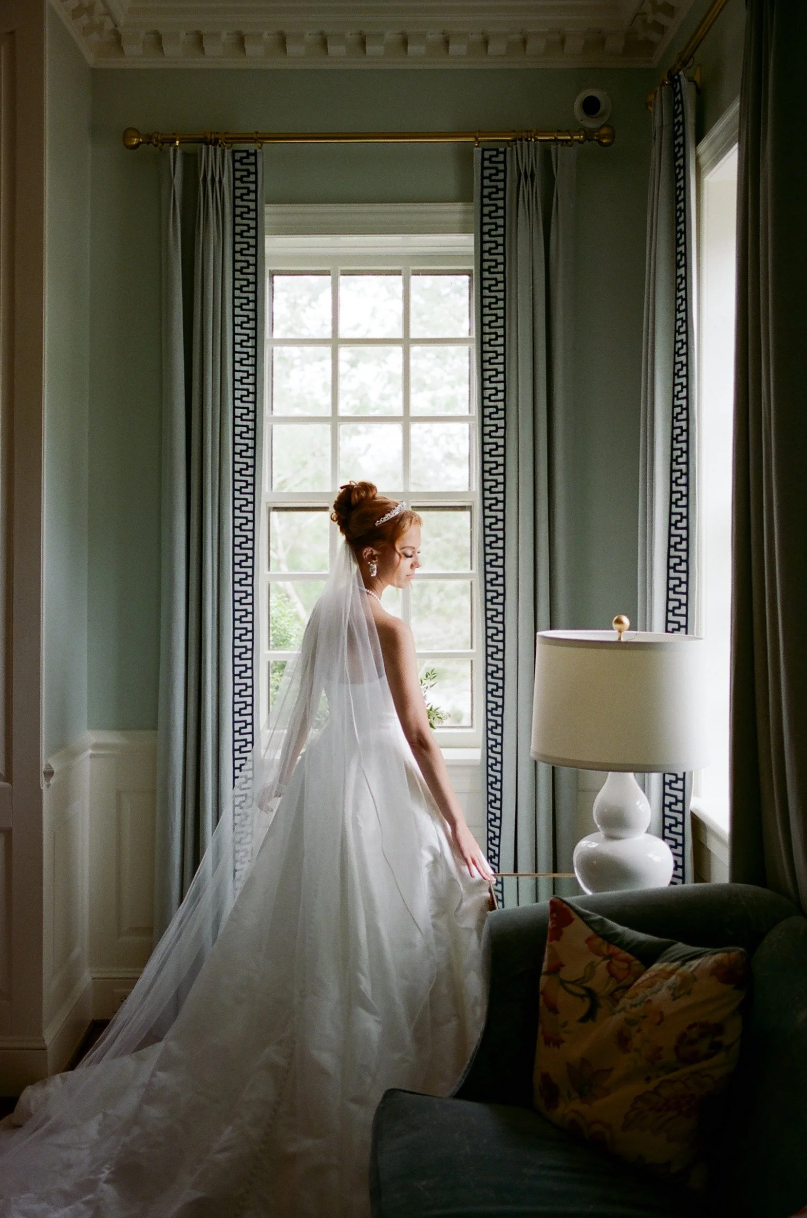CroweMansionWeddingLincolnton_CharlotteNCFilmWeddingPhotographer_ParksPictures