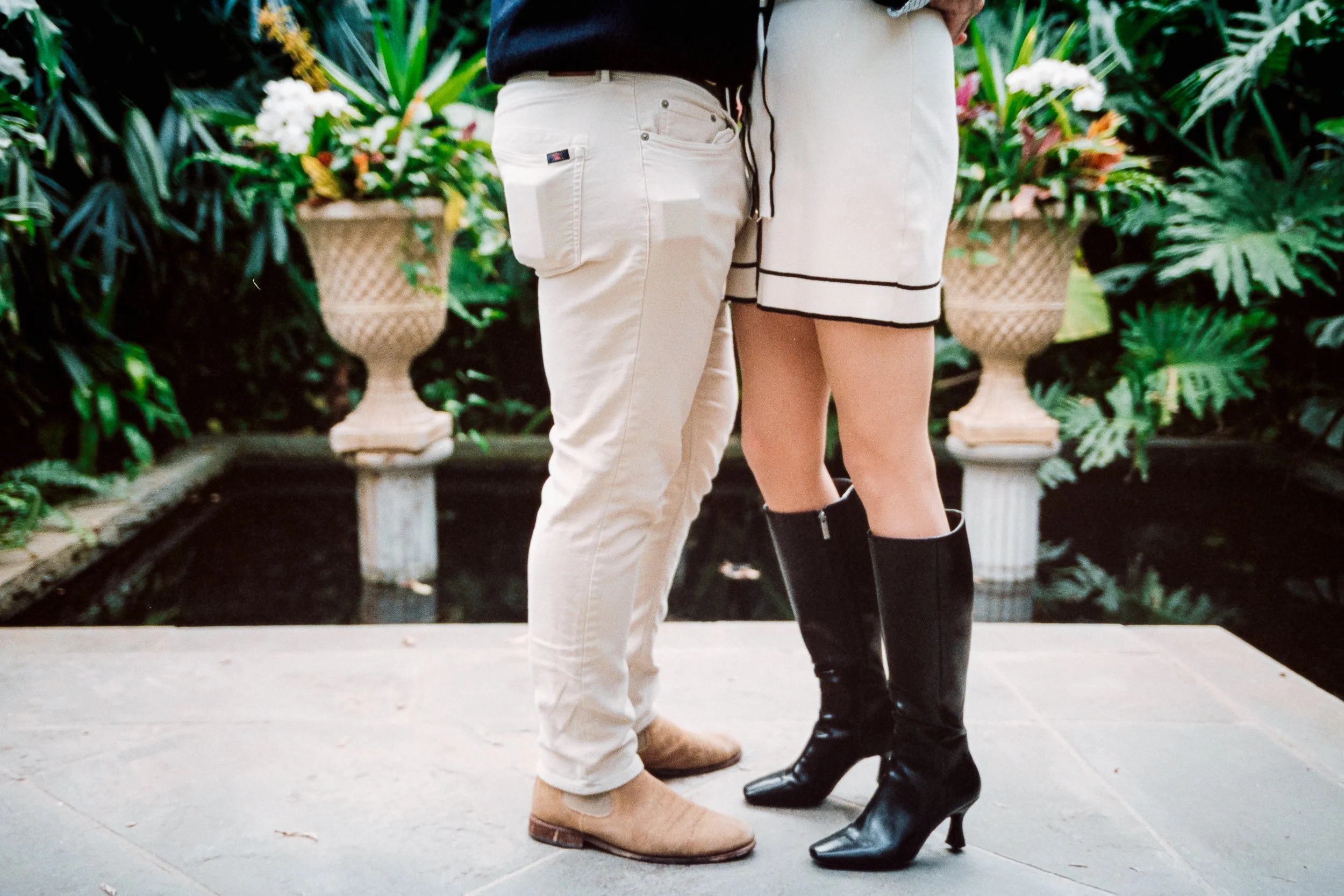 EngagedProposalProposingDanielStoweConservancyBelmontWilliamsonConservatory_ParksPicturesEngagedProposalProposingDanielStoweConservancyBelmontWilliamsonConservatory_ParksPictures