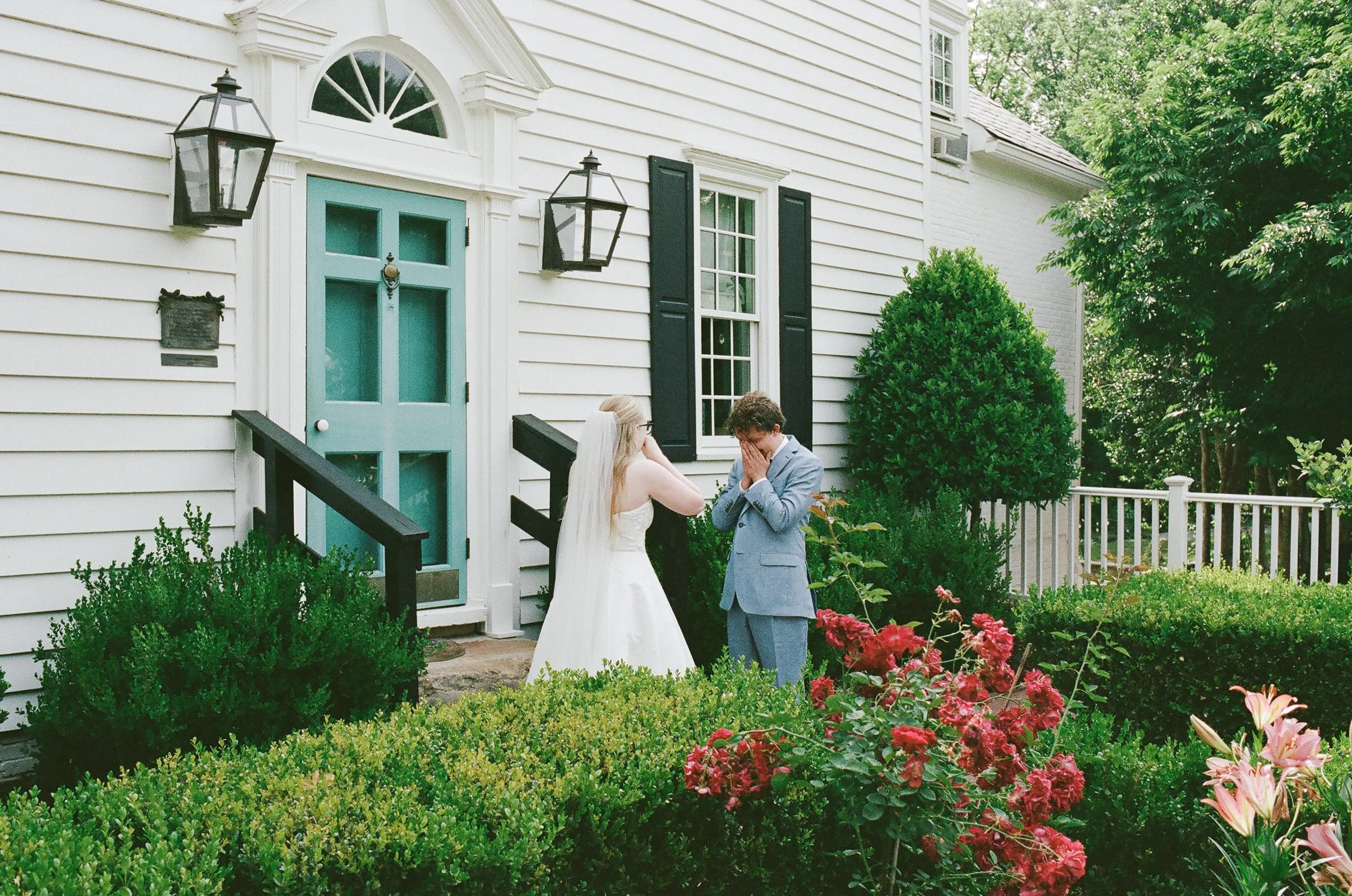 ClemsonAlumniWedding_RobertsonHomesteadRockHillSC_FilmPhotographer_ParksPictures