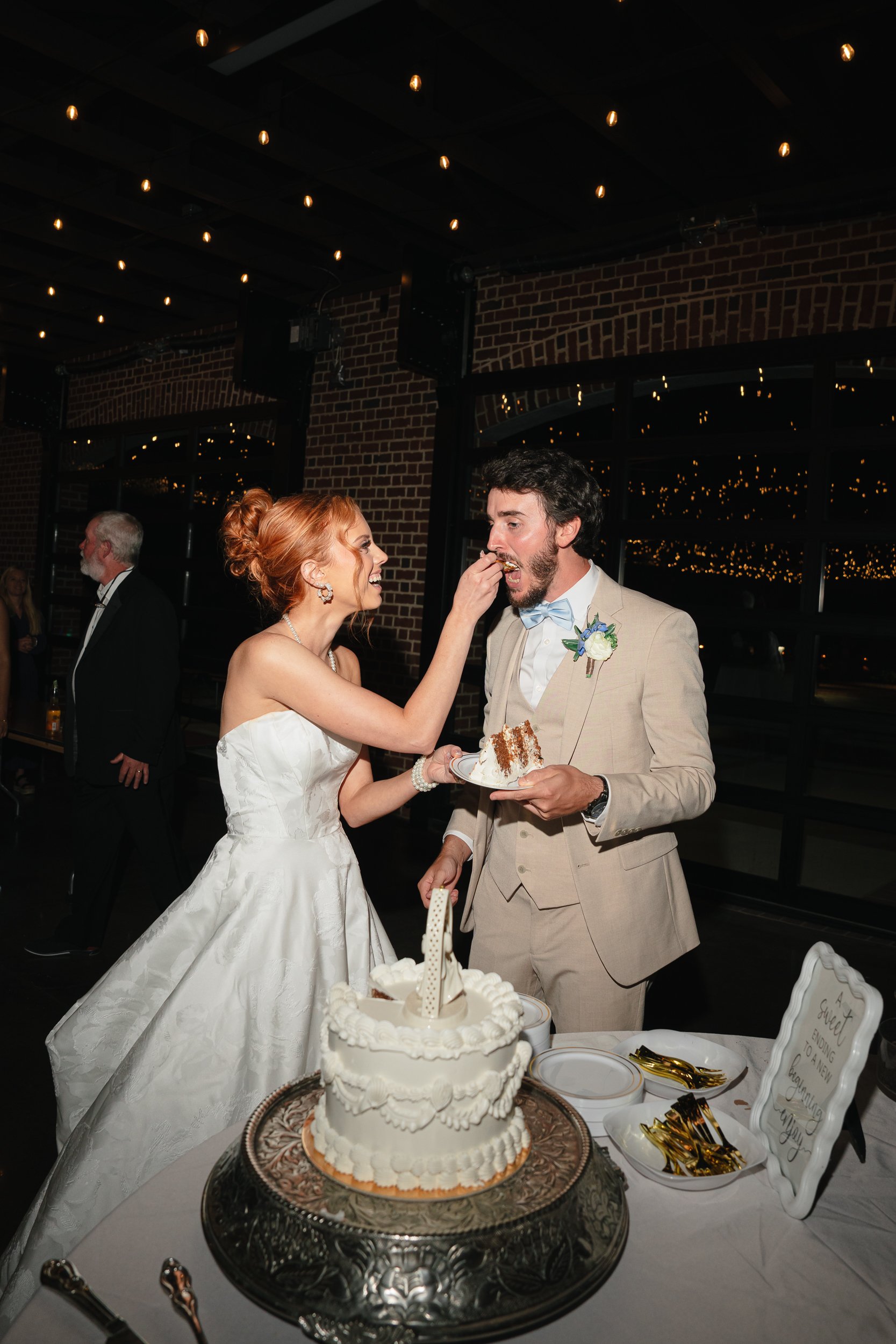 CroweMansionWeddingLincolnton_CharlotteNCFilmWeddingPhotographer_ParksPictures
