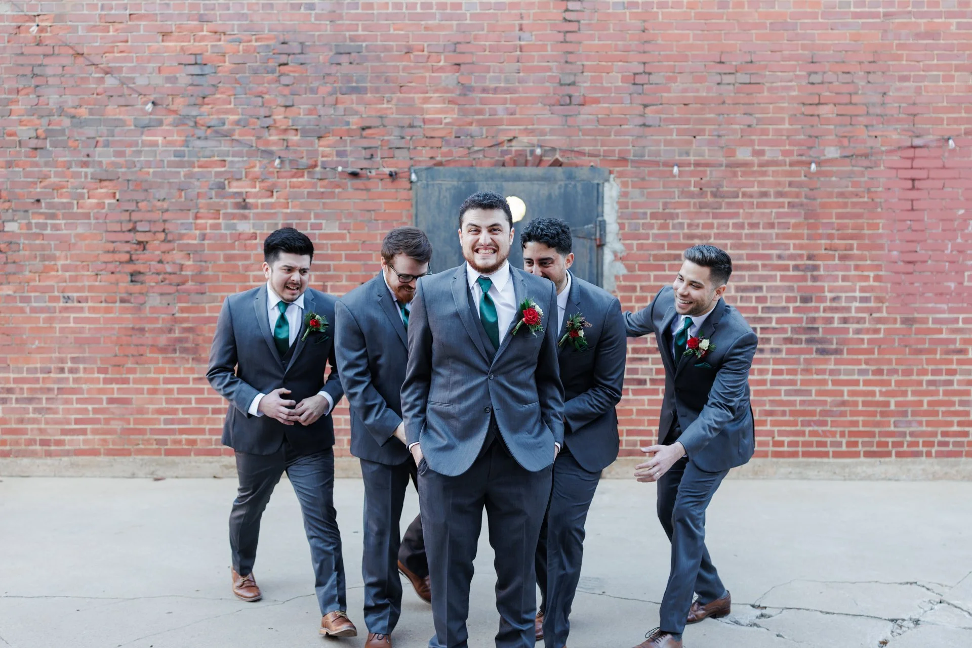 TheLongRoom_PlazaMidwood_CharlotteNCBestFilmWeddingPhotographers_ParksPictures_MichaelParks