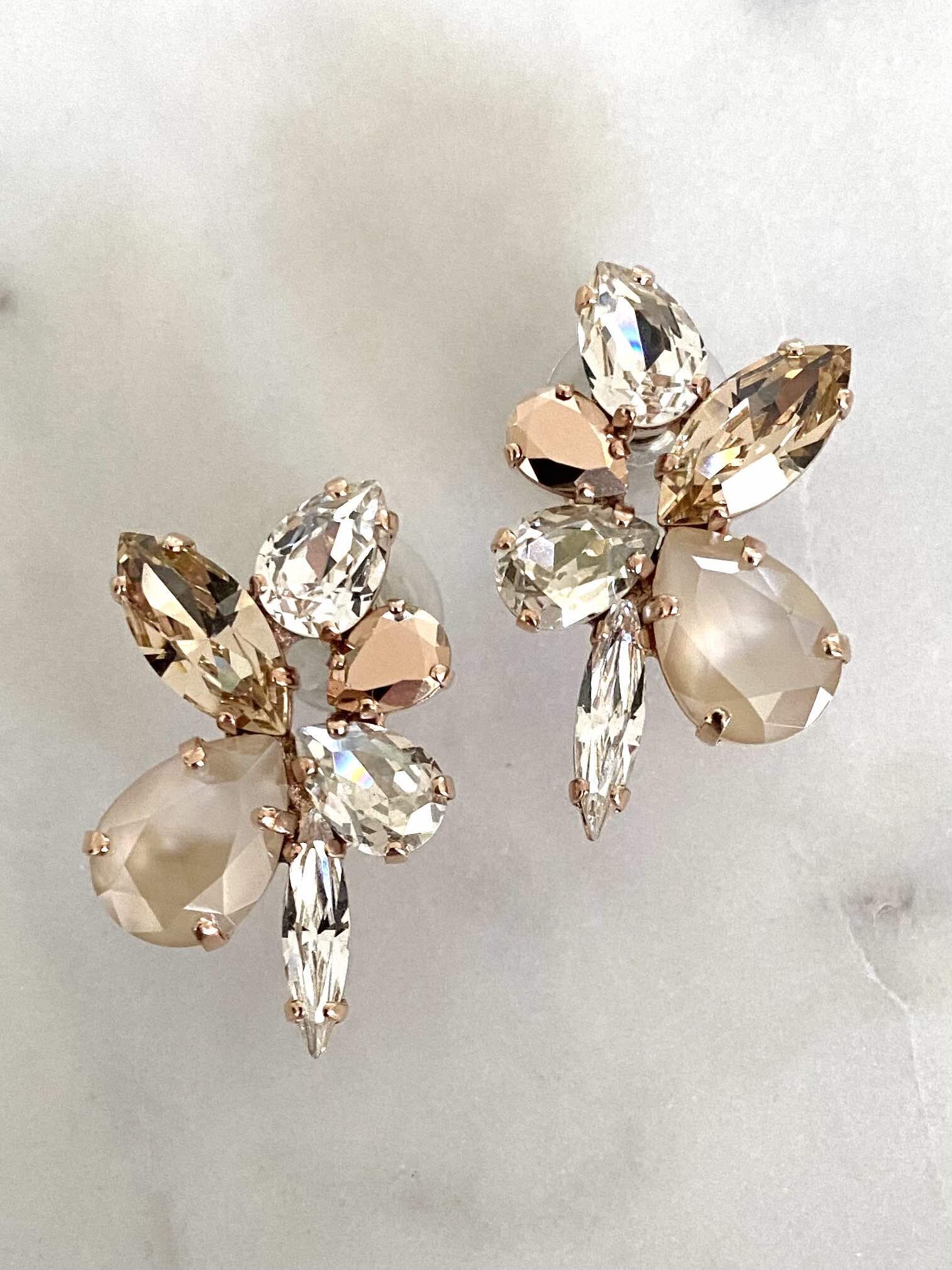 Pair of Stones Of Atlantis Delphi Stud Earrings in ivory