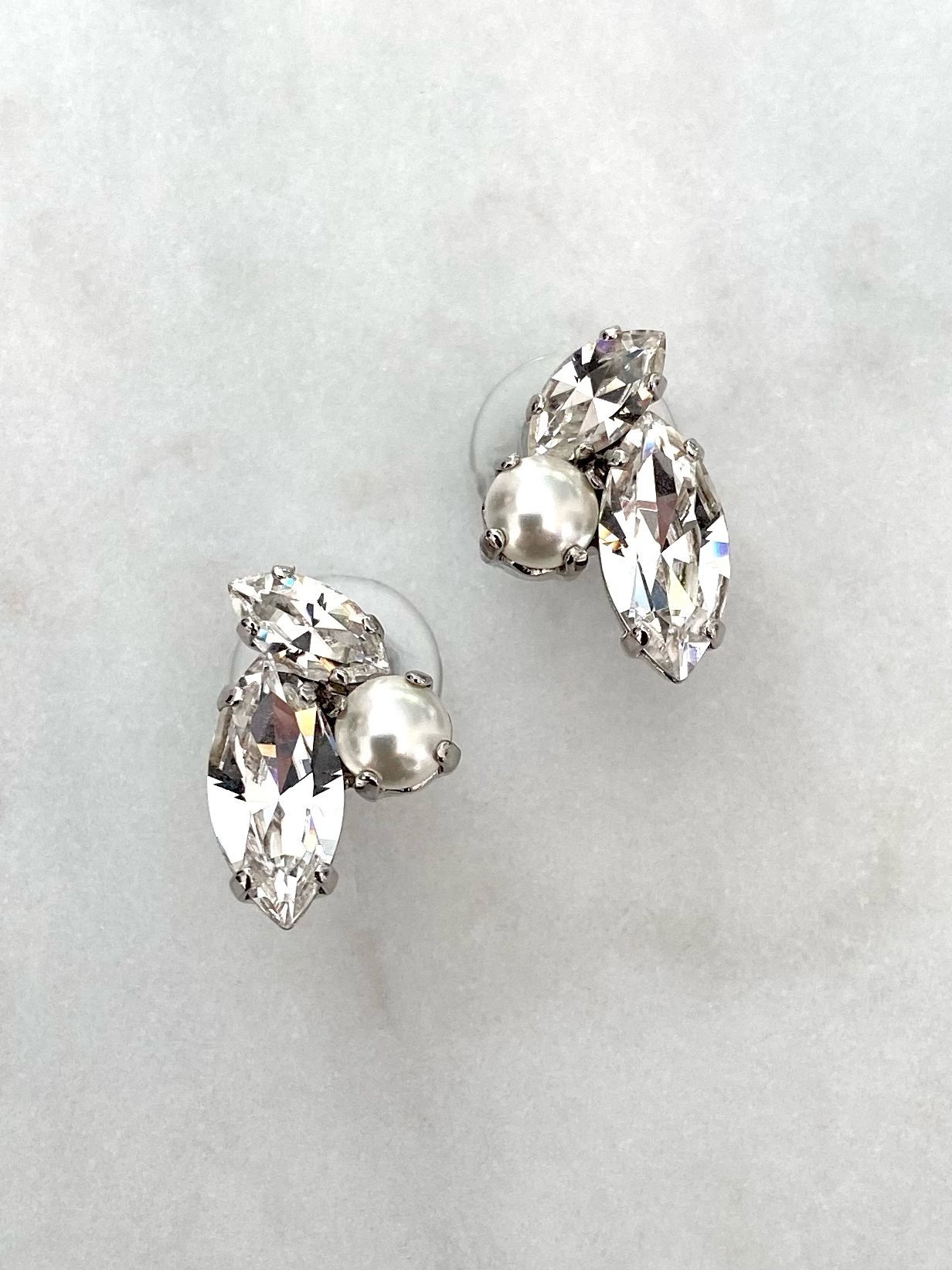 Stones Of Atlantis Fanari Stud Earrings in pearl