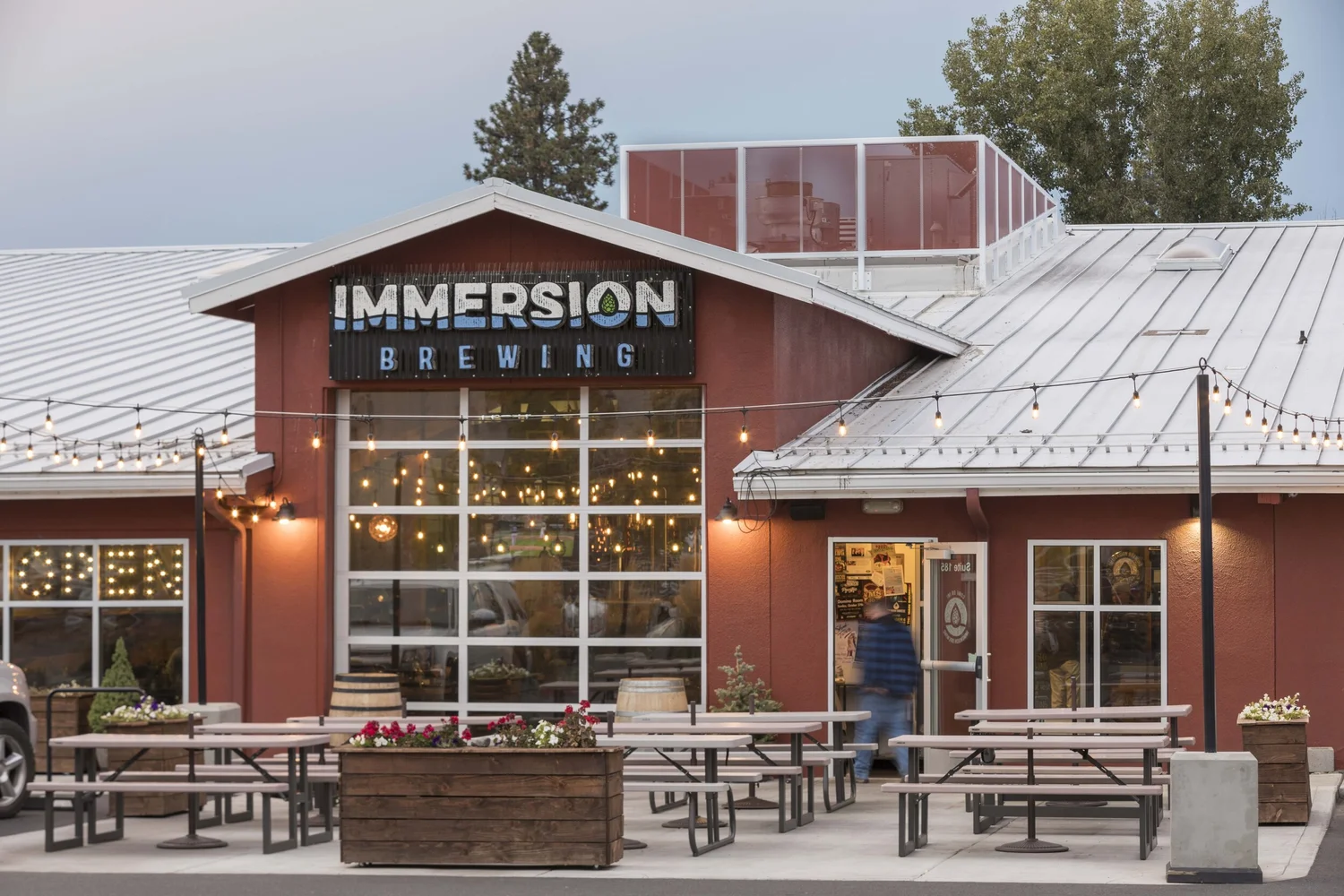Dine & Drink — Box Factory