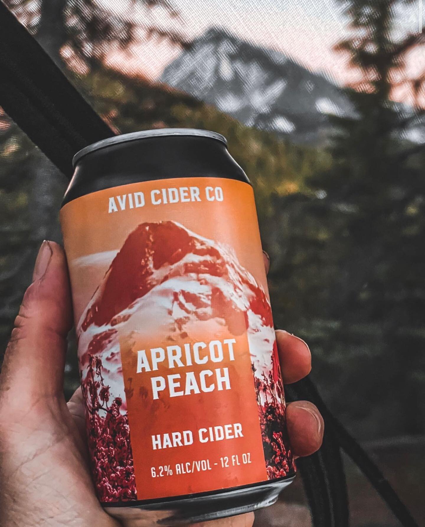 Nothing quite compares to packing in some camp ciders. 🙌🏼⛺️