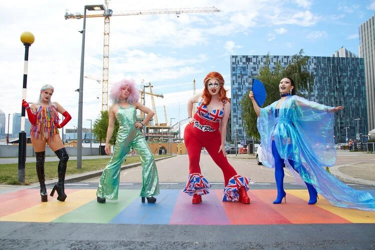 PrideCrossing_01__.jpg