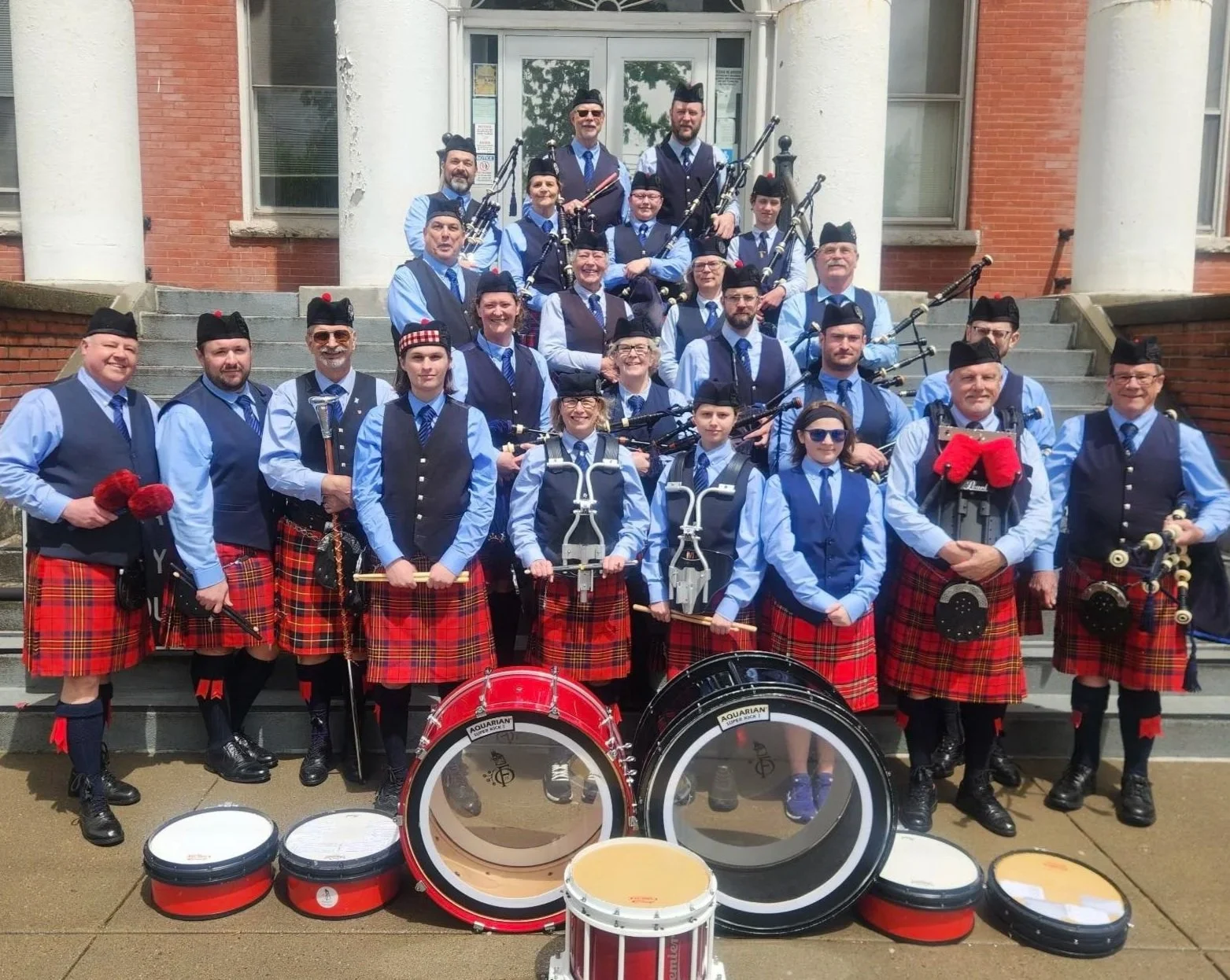 Feadan Or Pipe Band