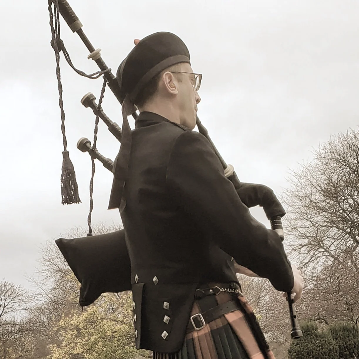 Bagpiper for Hire
