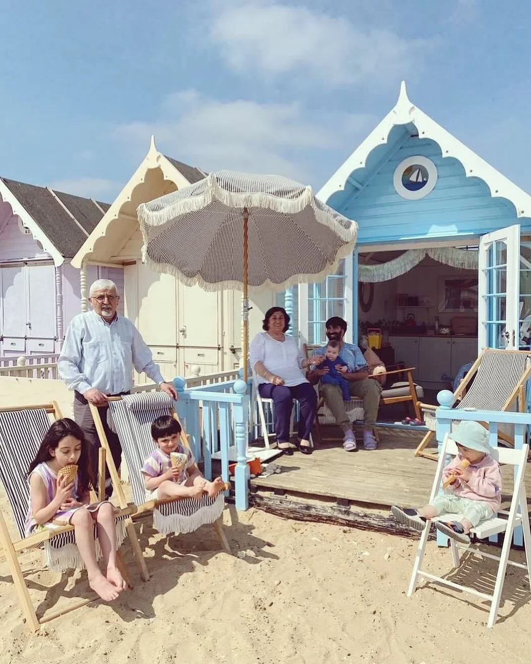 📸 Family Fun at the Beach Hut! 
There's something truly magical about spending quality time with your loved ones, and our beach hut provided the perfect backdrop for an unforgettable family birthday for our latest customers! 🏖️💙
Thanks to all of