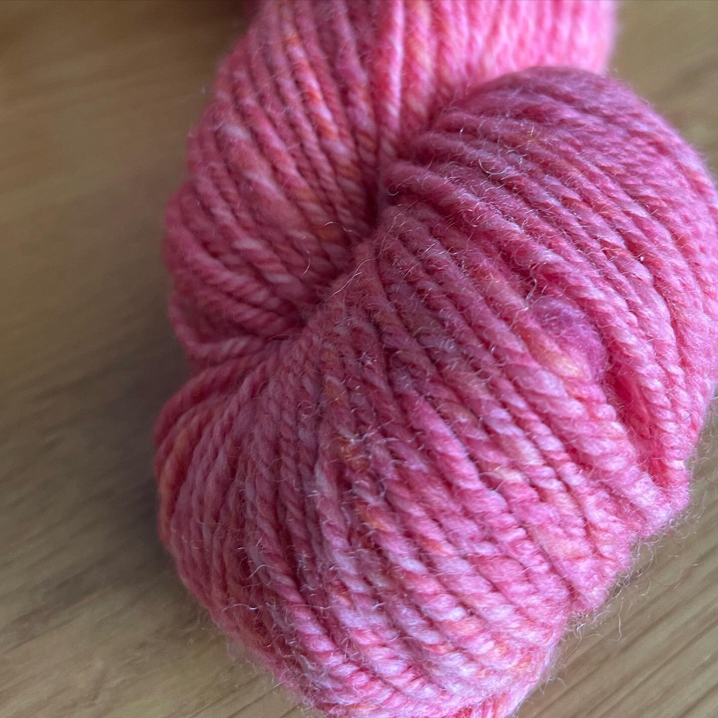 In the mood to knit some hearts. This yarn is perfect!  Hand spun and hand dyed by me, this is my signature &lsquo;Coral-Rose&rsquo; colourway. So pretty. 🥰❤️💕💖🥰 

#handspinning #handspun #handspunyarn #spinstagram #knitstagram #spinningfiber #sp